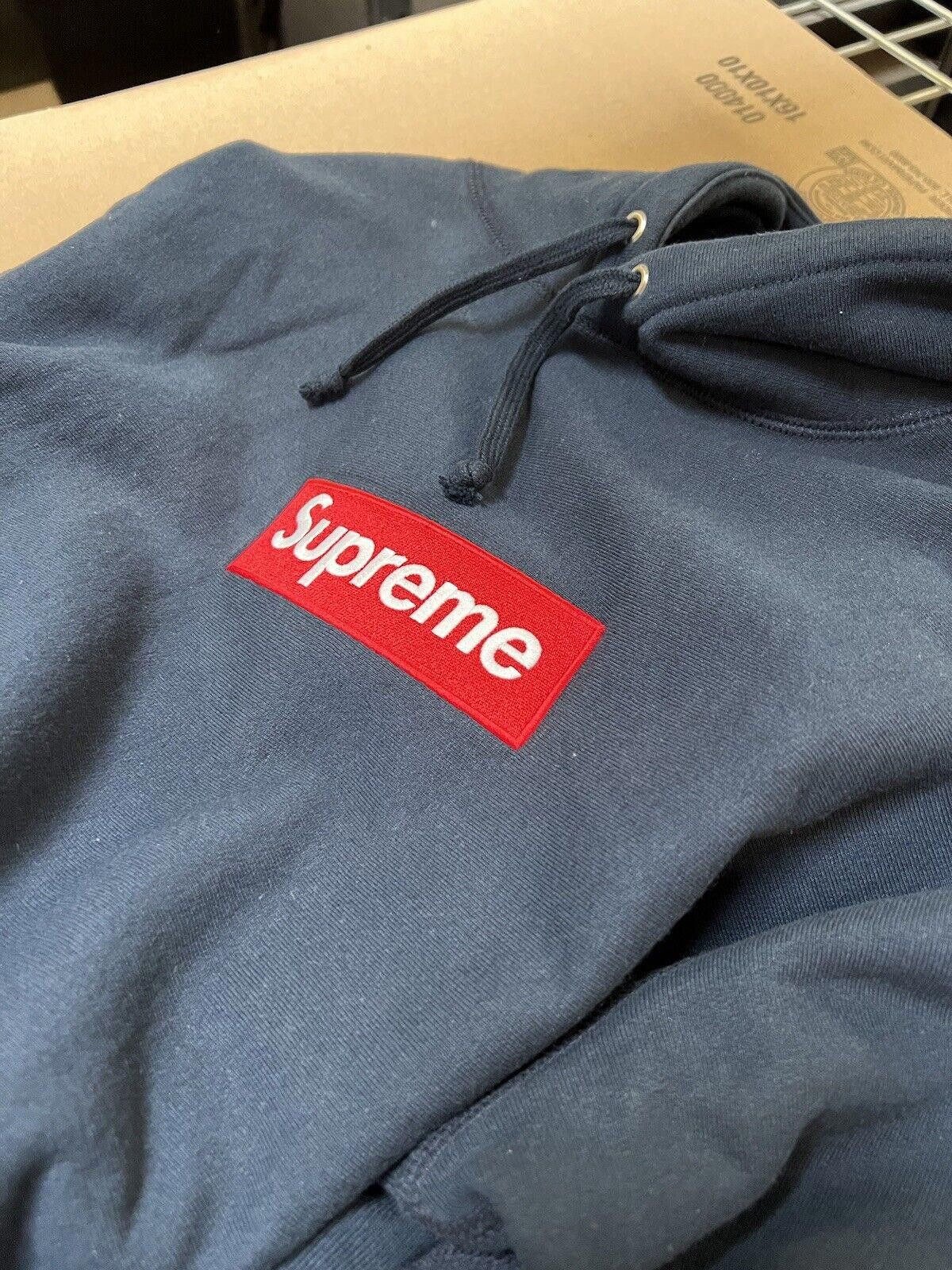 Supreme FW16 Supreme Box Logo Hoodie Navy Red HOODED SWEATSHIRT 2016 Size US L / EU 52-54 / 3 - 5 Thumbnail
