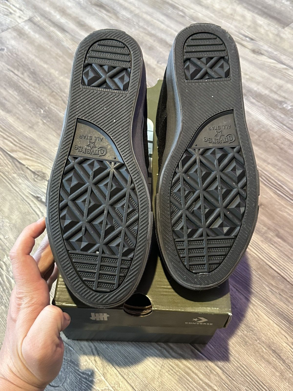 Converse × Undefeated Undefeated X converse one star Size US 8.5 / EU 41-42 - 5 Thumbnail