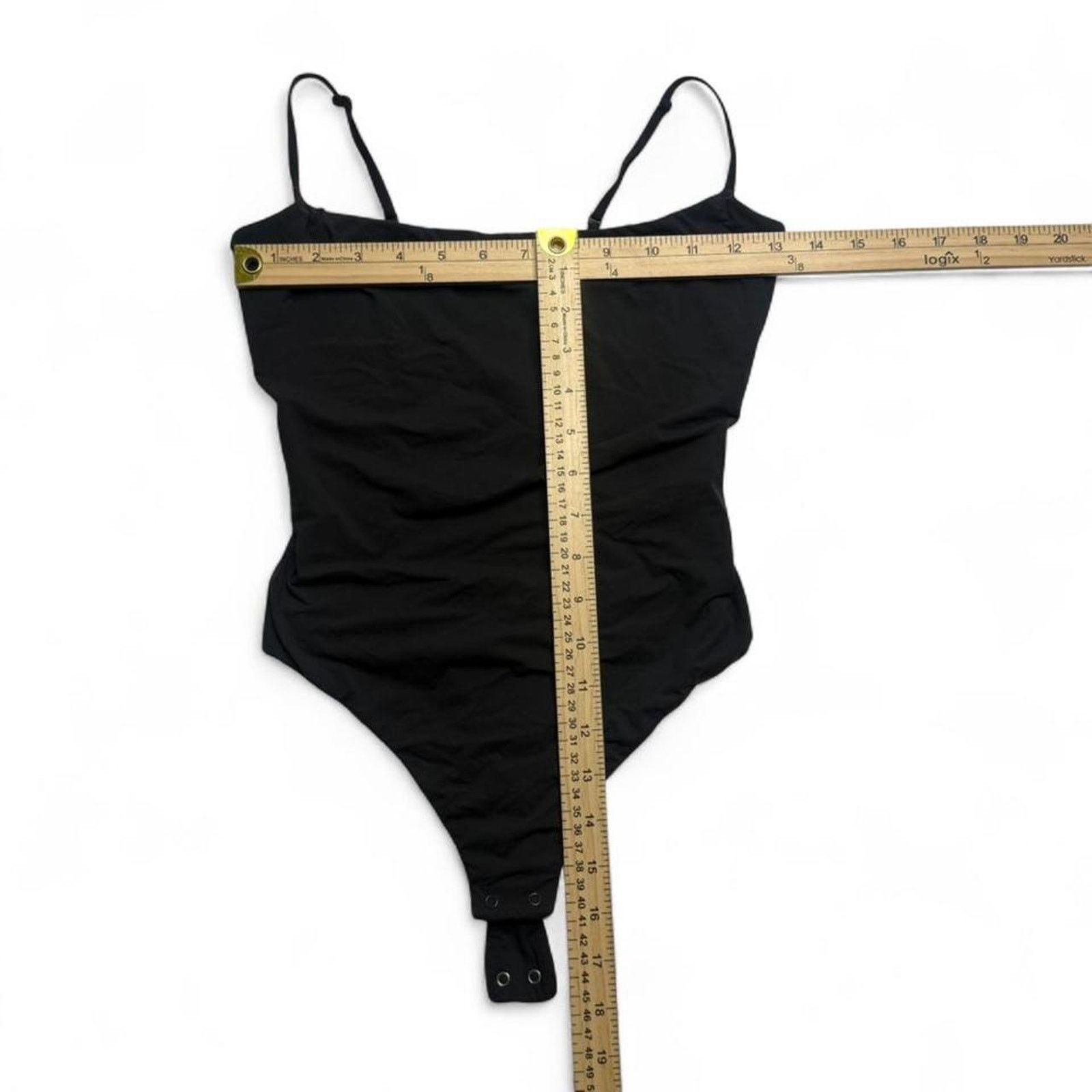 SKIMS Skims black bodysuit Size L contour black bodysuits Size L / US 10 / IT 46 - 4 Thumbnail