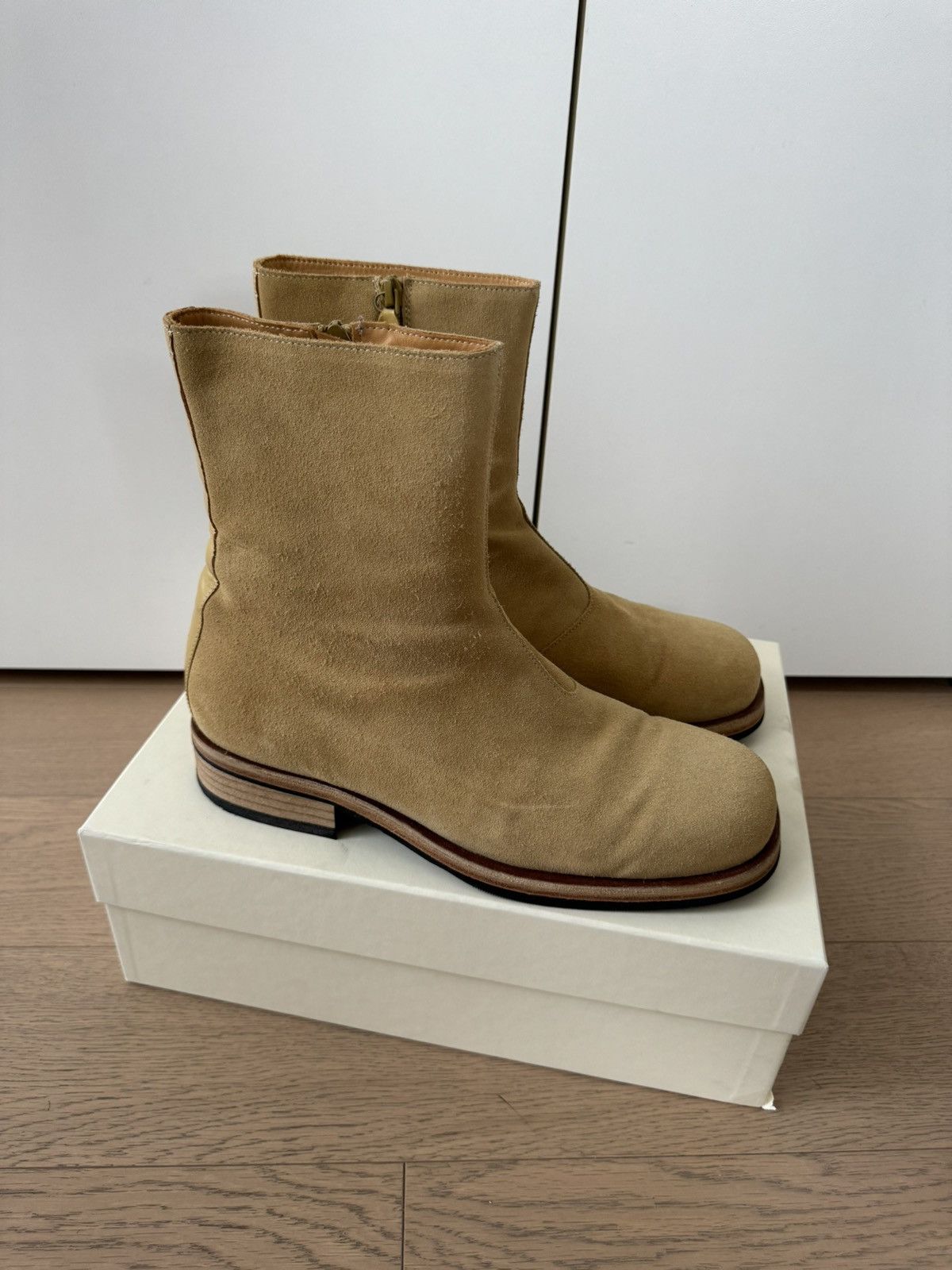 OUR LEGACY 「CAMION BOOT SABBIA SUEDE」