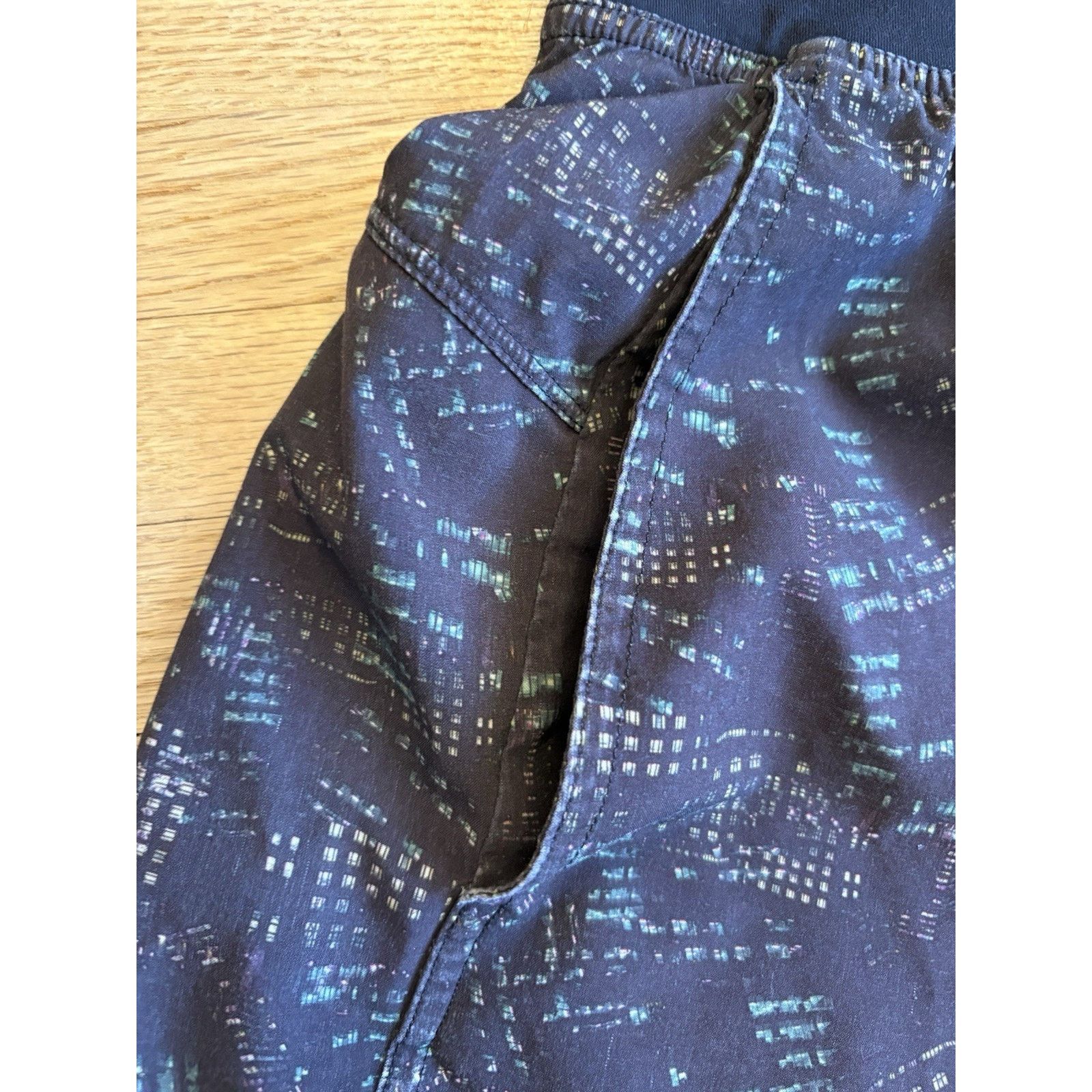 Lululemon Lululemon Surge Shorts Men Small Black Gym Running Training Size US 28 / EU 44 - 6 Thumbnail