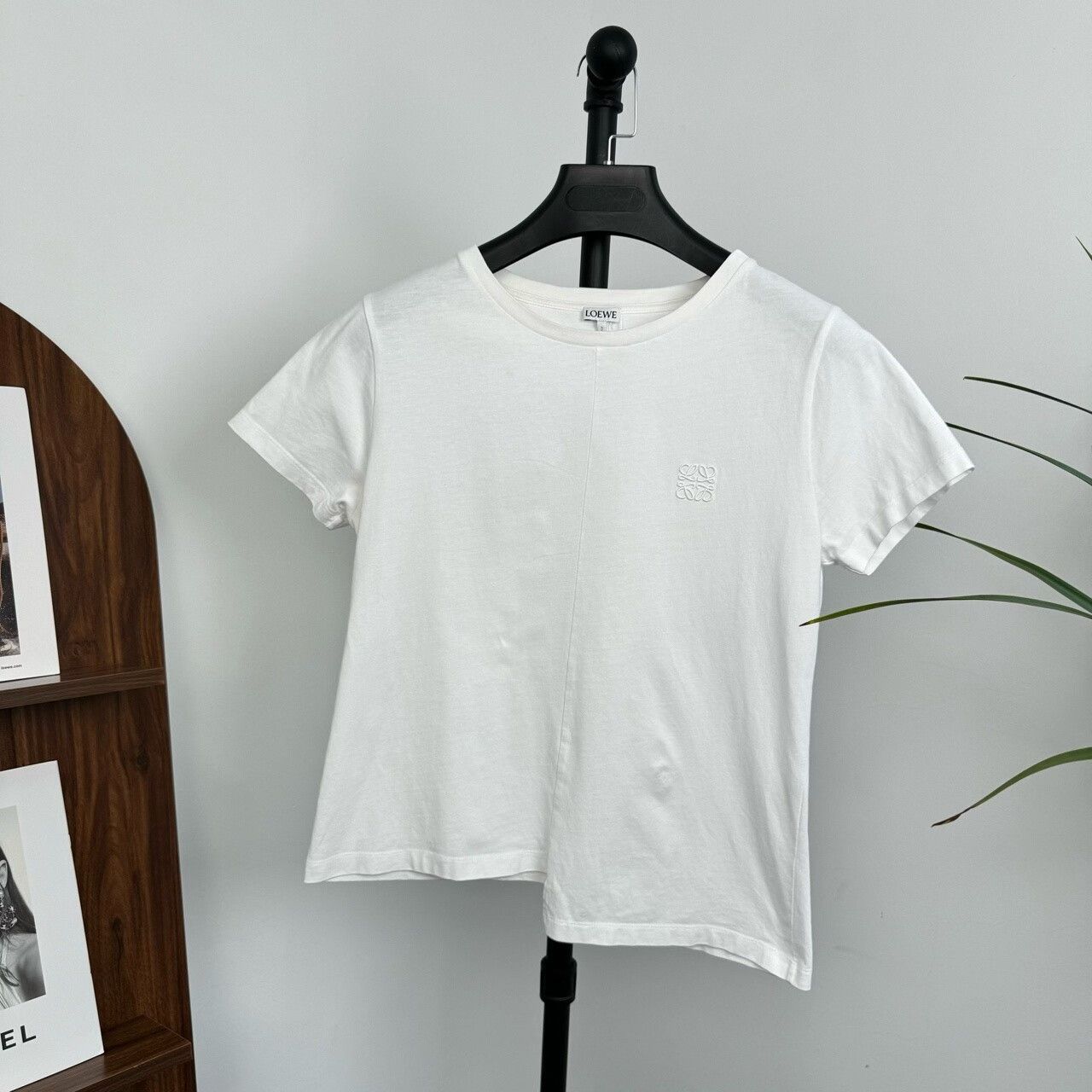 Loewe Loewe White Irregular Embroidery Short Sleeve Tee Size M / US 6-8 / IT 42-44 - 1 Thumbnail