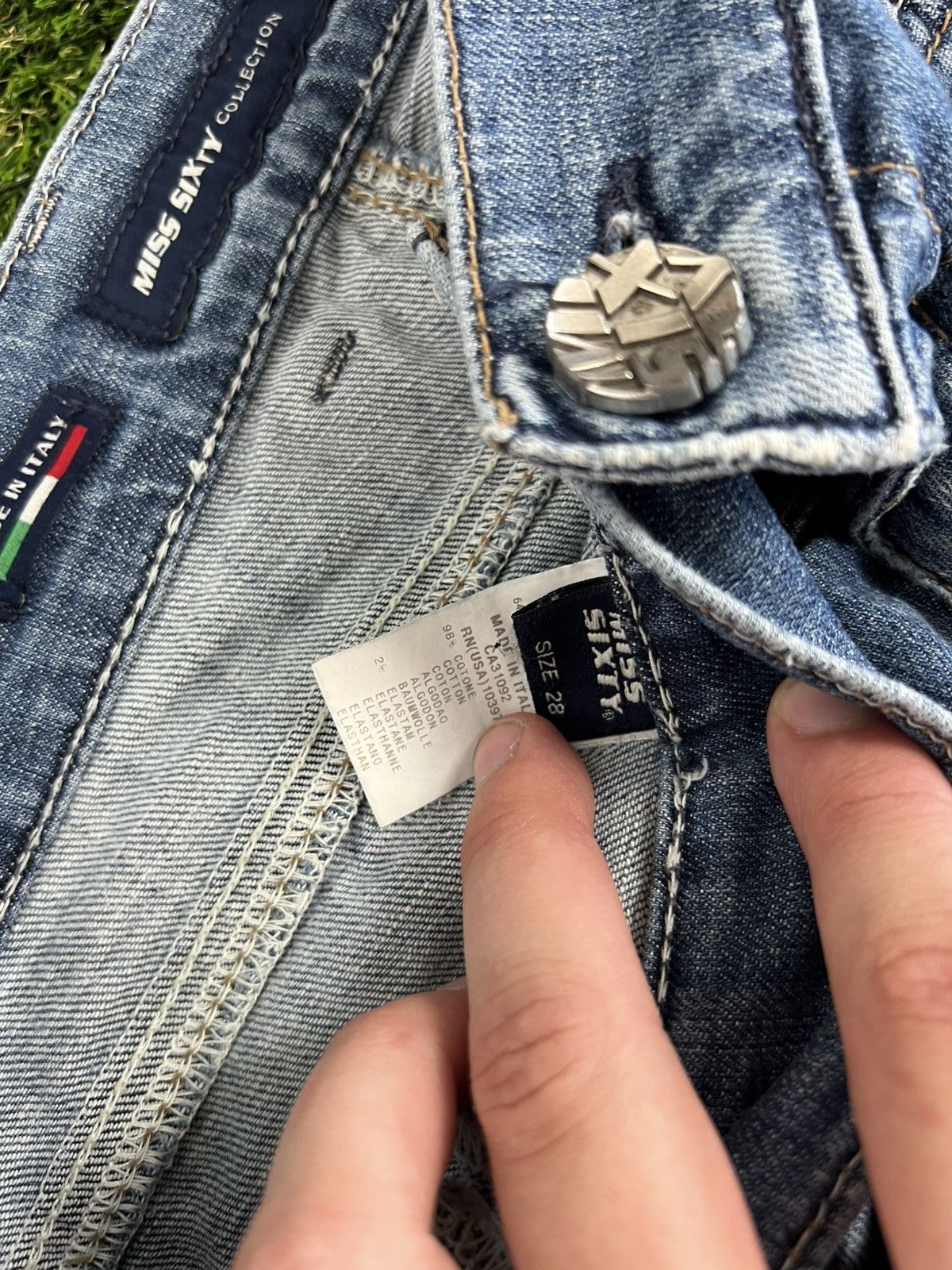 Japanese Brand Vintage Miss Sixty Jeans Flared Distressed 00s Low Rice Size 28" / US 6 / IT 42 - 5 Thumbnail