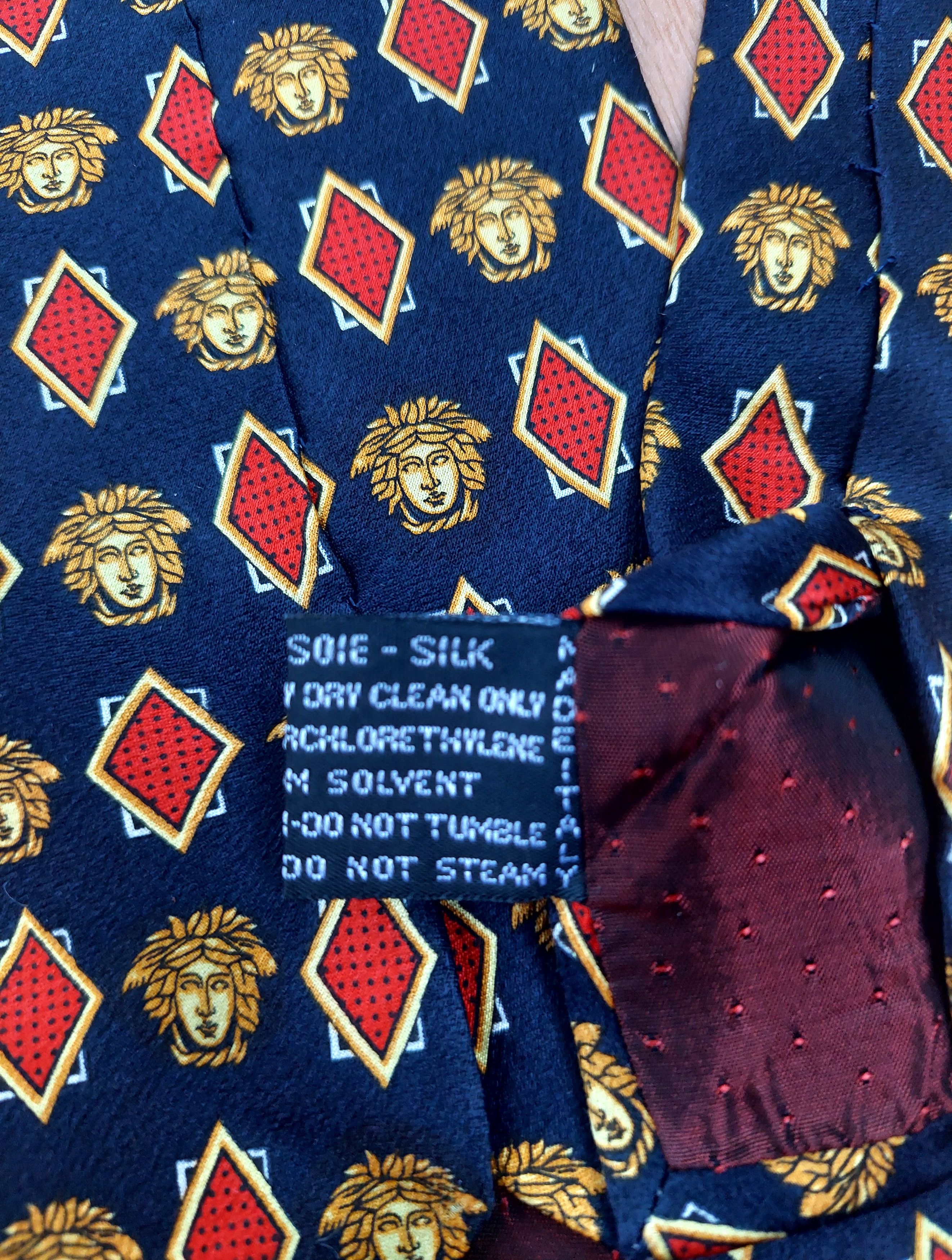 Versace Vintage Gianni Versace Medusa Silk Tie Navy Geometric 90s Size ONE SIZE - 11 Thumbnail