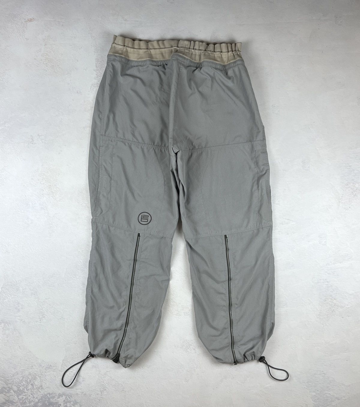Japanese Brand × Nike × Vintage Japanese Y2K Nike Vintage Casual Parachute Avant Garde Sk8 Size US 32 / EU 48 - 2 Thumbnail