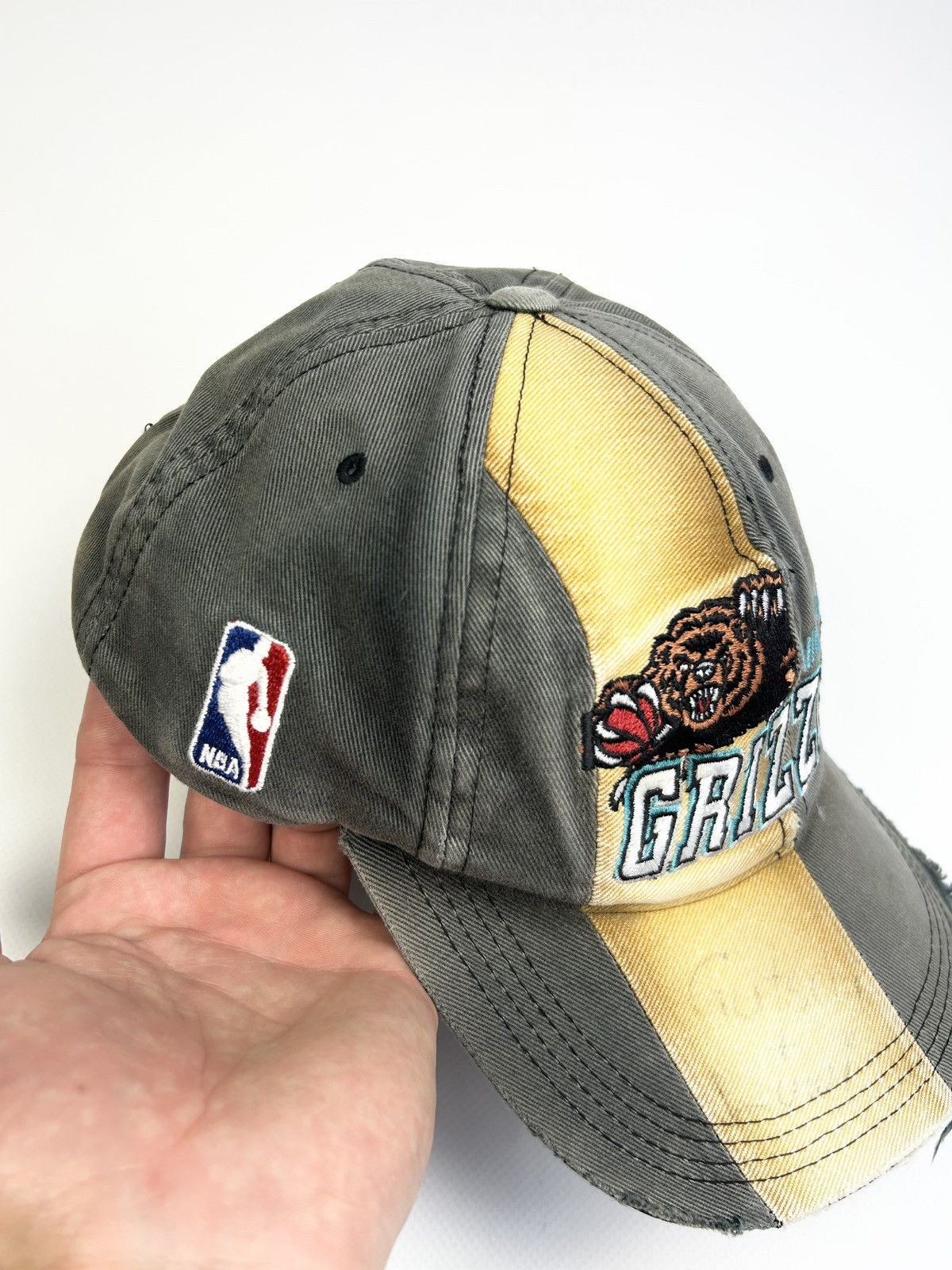 NBA × Vintage Rare Grizzlies Vancouver Cap NBA Vintage Size ONE SIZE - 7 Thumbnail