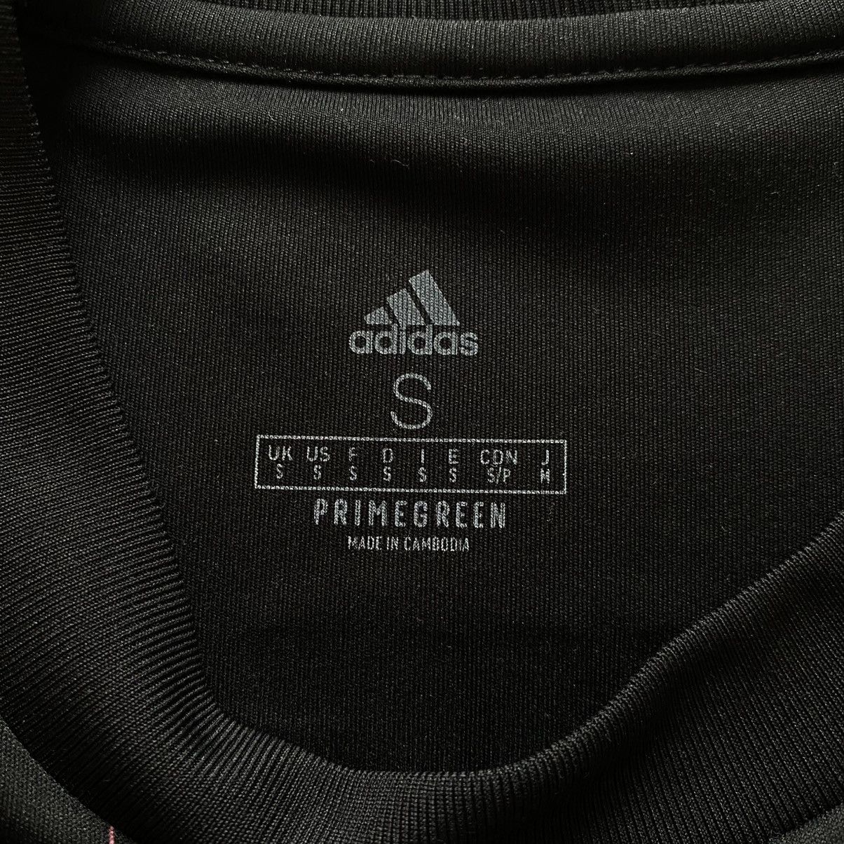 Adidas × Vintage Adidas Juventus 2021/22 Chiesa 22 UEFA Black Away Jersey Tee Size US S / EU 44-46 / 1 - 12 Thumbnail