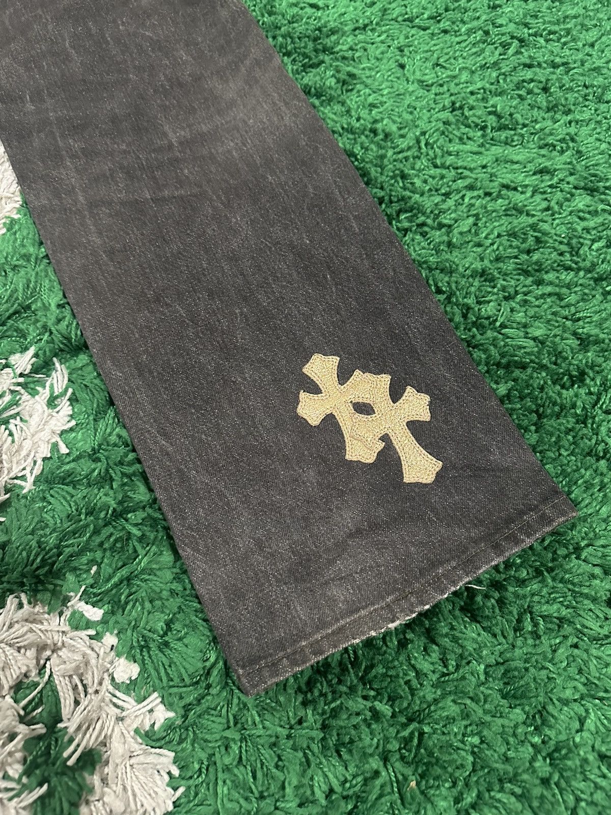 Chrome Hearts Chrome Hearts Levi’s 501 Grey Gold Patch Jeans Size US 33 - 14 Thumbnail