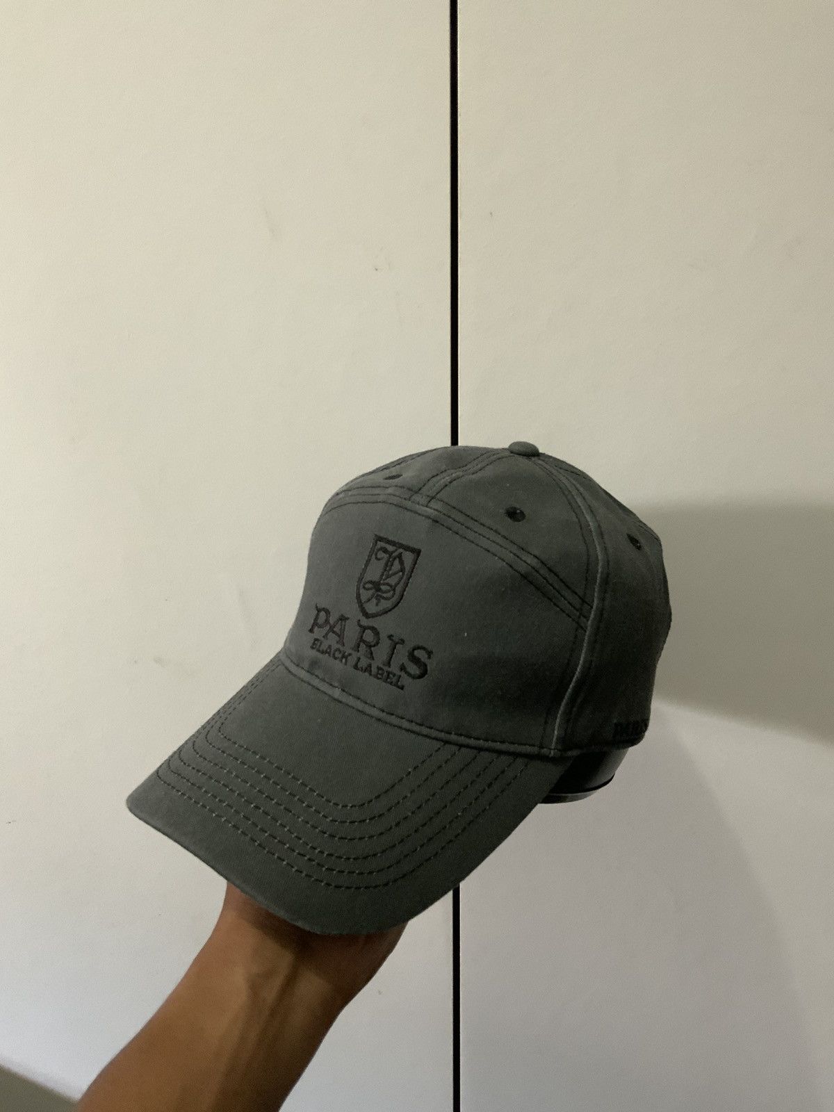 Japanese Brand Paris Black Label Fade Hat Size ONE SIZE - 2 Thumbnail