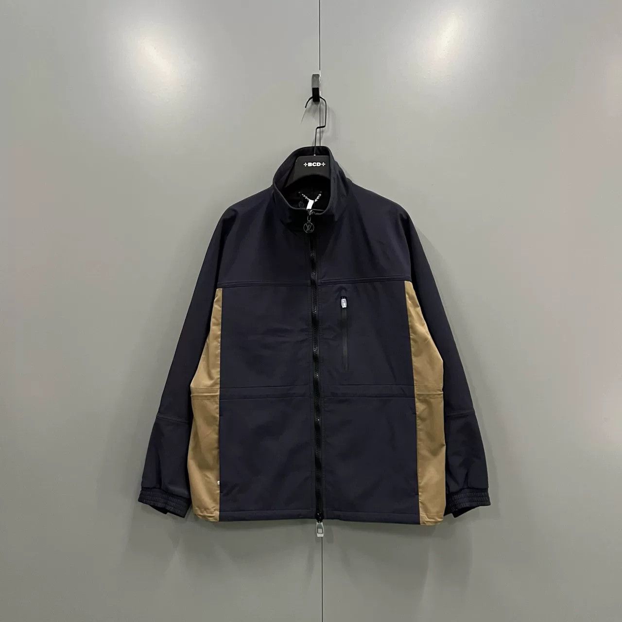 Louis Vuitton louis vuitton color-block zip jacket Size US L / EU 52-54 / 3 - 1 Thumbnail