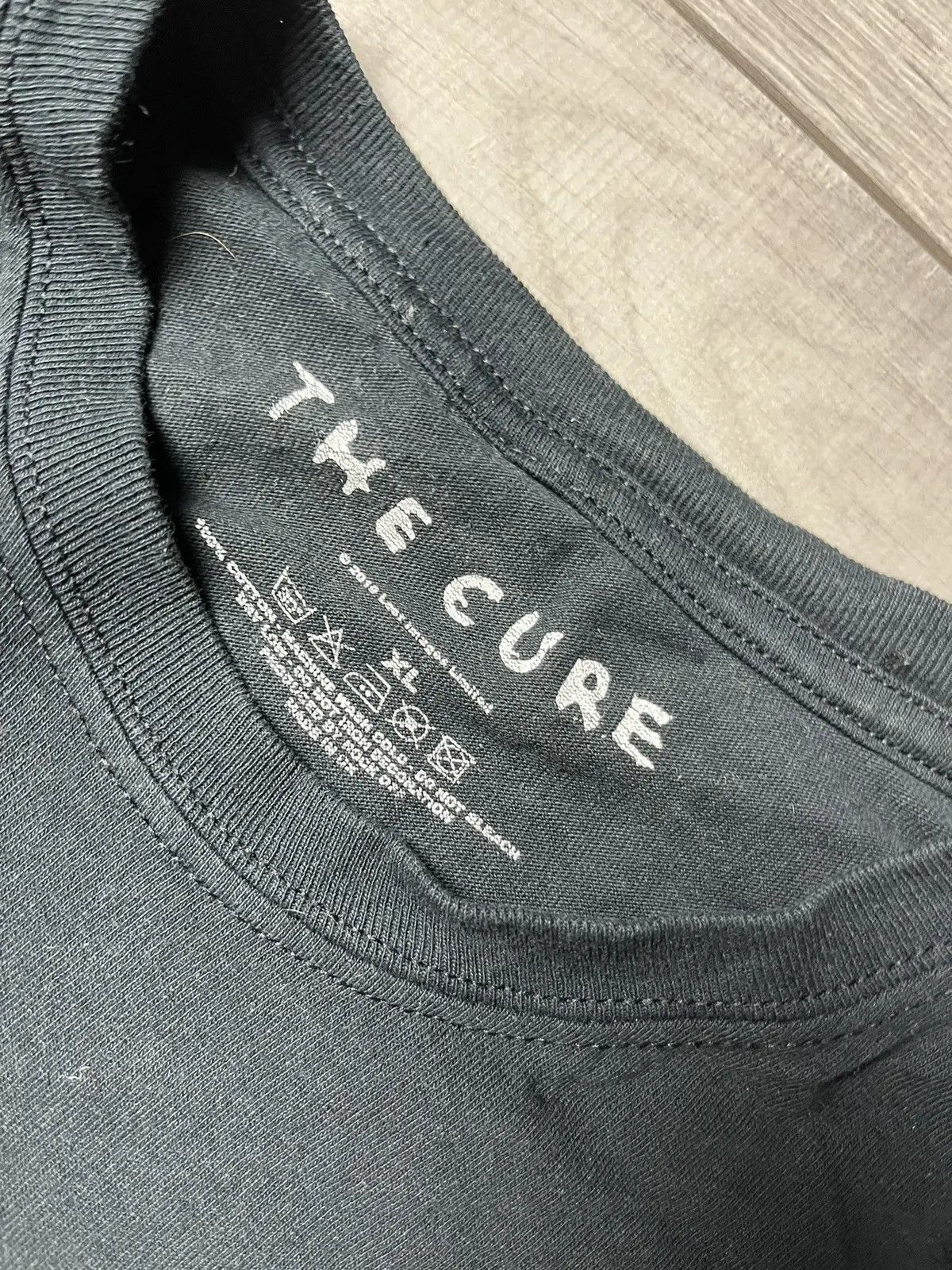 Band Tees The cure Tshirt rock band size XLarge Size US XL / EU 56 / 4 - 4 Thumbnail