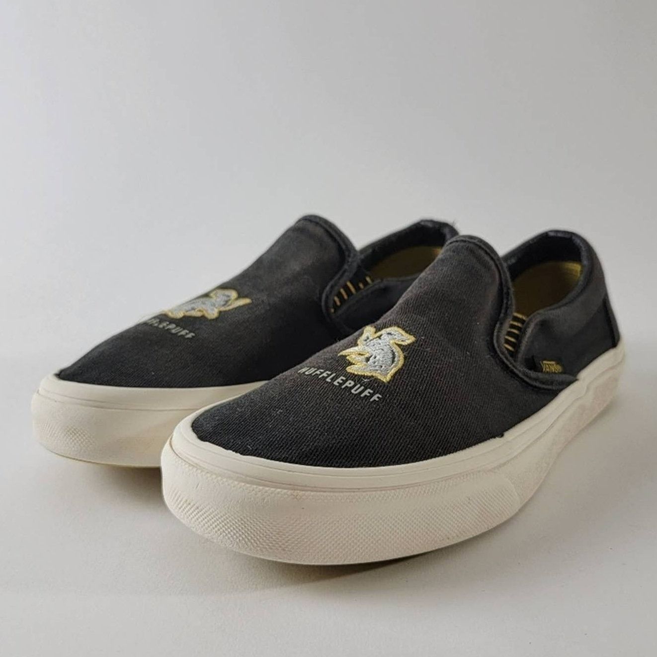 Vans Vans Slip On x Harry Potter HufflePuff Sneakers - 5.5 Size US 5.5 / IT 35.5 - 2 Thumbnail