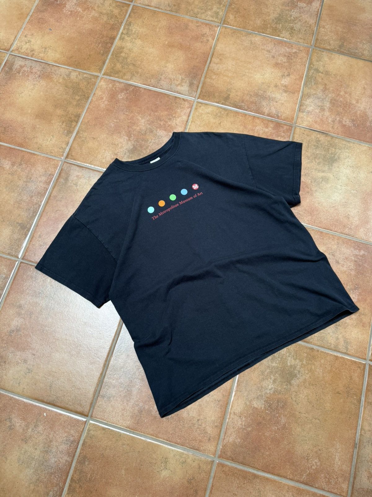 Vintage Vintage Y2k The Metropolitan Museum of Art tee Size US XL / EU 56 / 4 - 3 Thumbnail