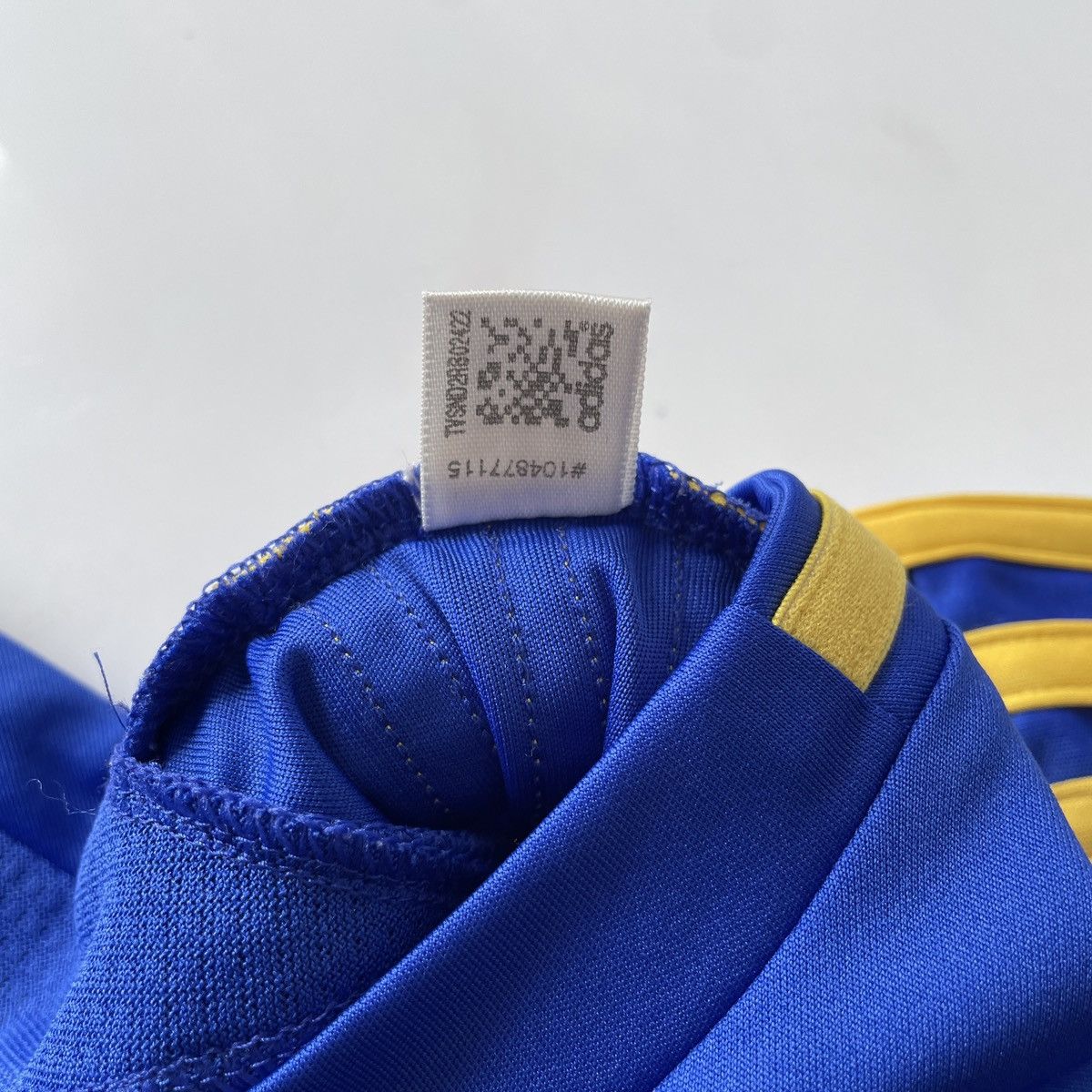Adidas Ukraine National Team Away Soccer Jersey Shirt Euro 2012 Size US S / EU 44-46 / 1 - 12 Thumbnail