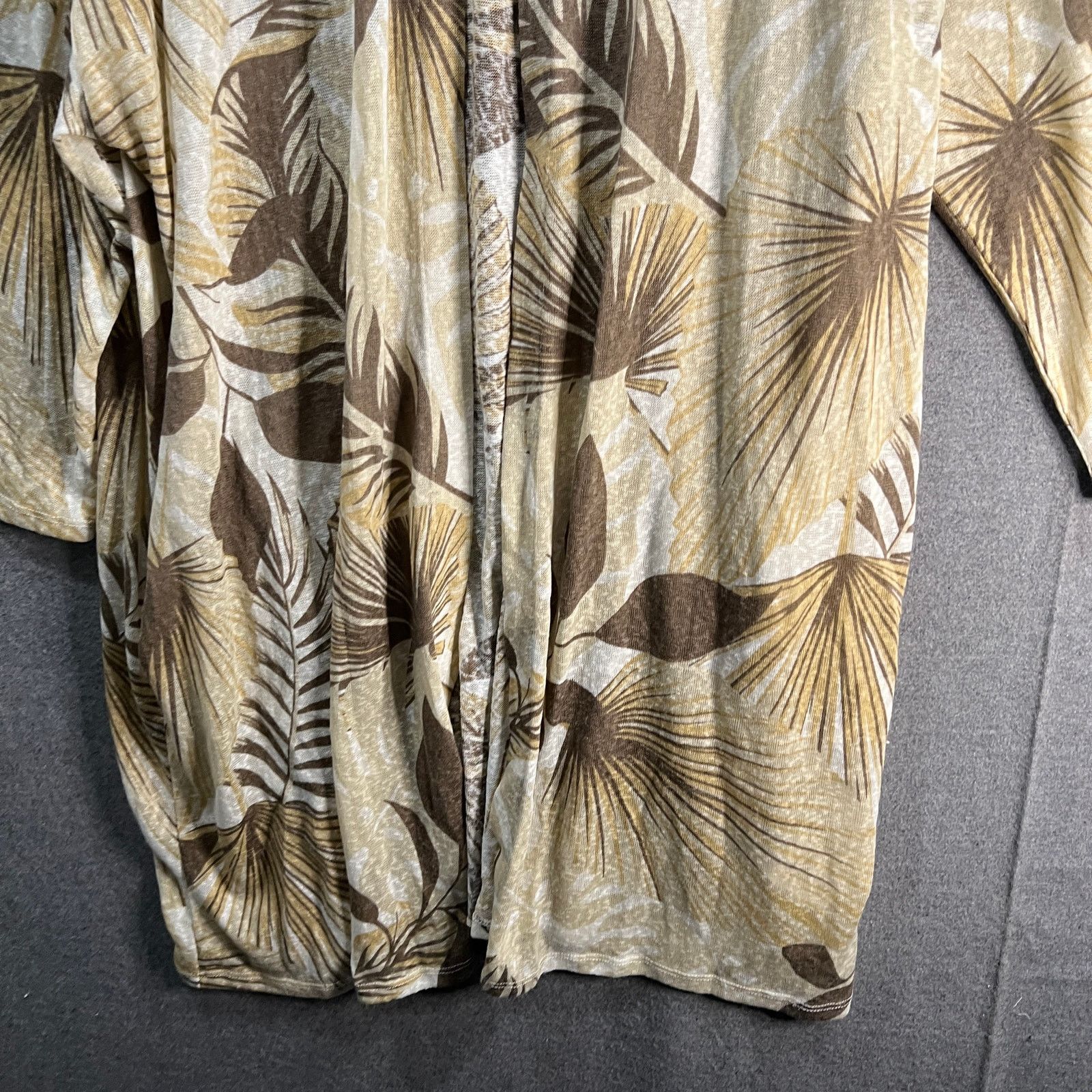 Other Girl With Curves Knit Palm Cardigan Neutral Palm Size 1X Size XL / US 12-14 / IT 48-50 - 6 Thumbnail