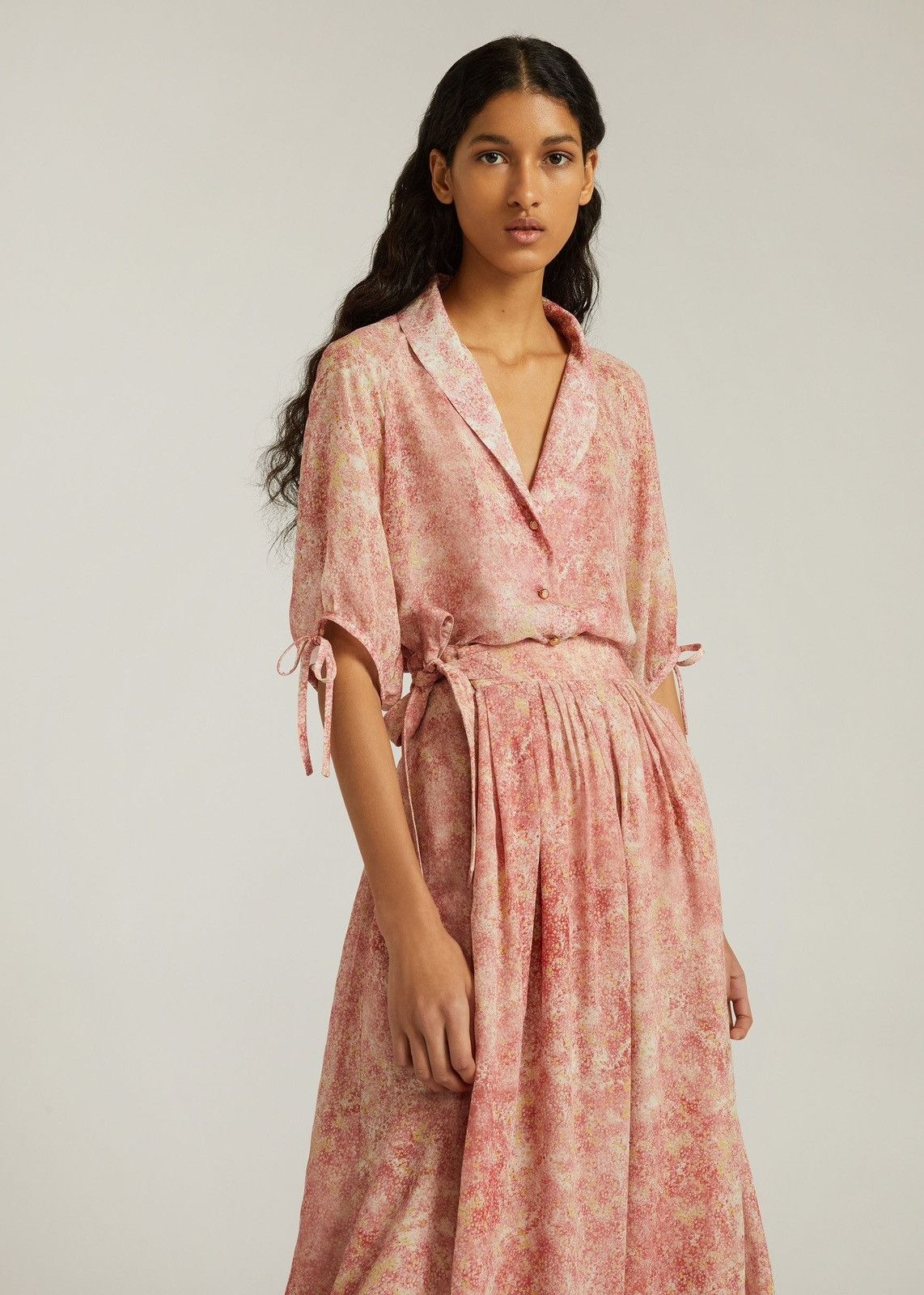 Loro Piana o1srvl11e0825 FAM8536 Claudia Shirt in Red/Beige Size S / US 4 / IT 40 - 2 Thumbnail