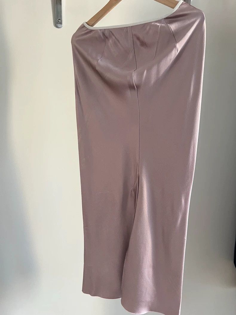 Dries Van Noten DRIES VAN NOTEN A flowing slit skirt Size 42" / US 20 - 5 Thumbnail