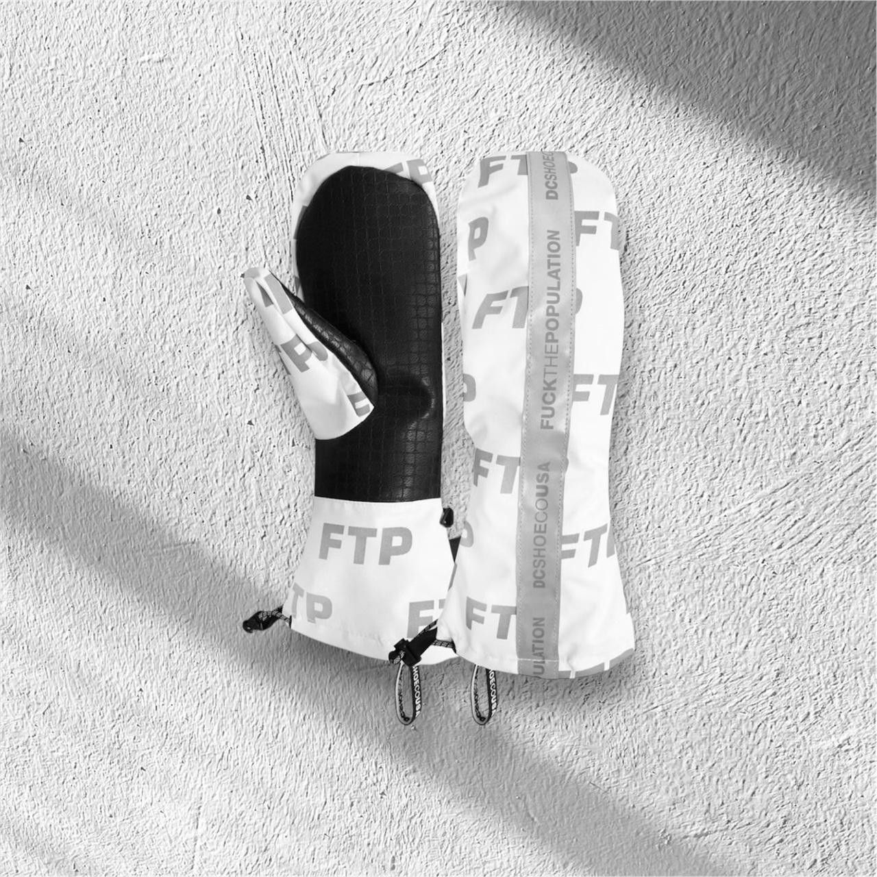 DC × Fuck The Population Ftp x DC Headline Mittens Size ONE SIZE - 1 Preview