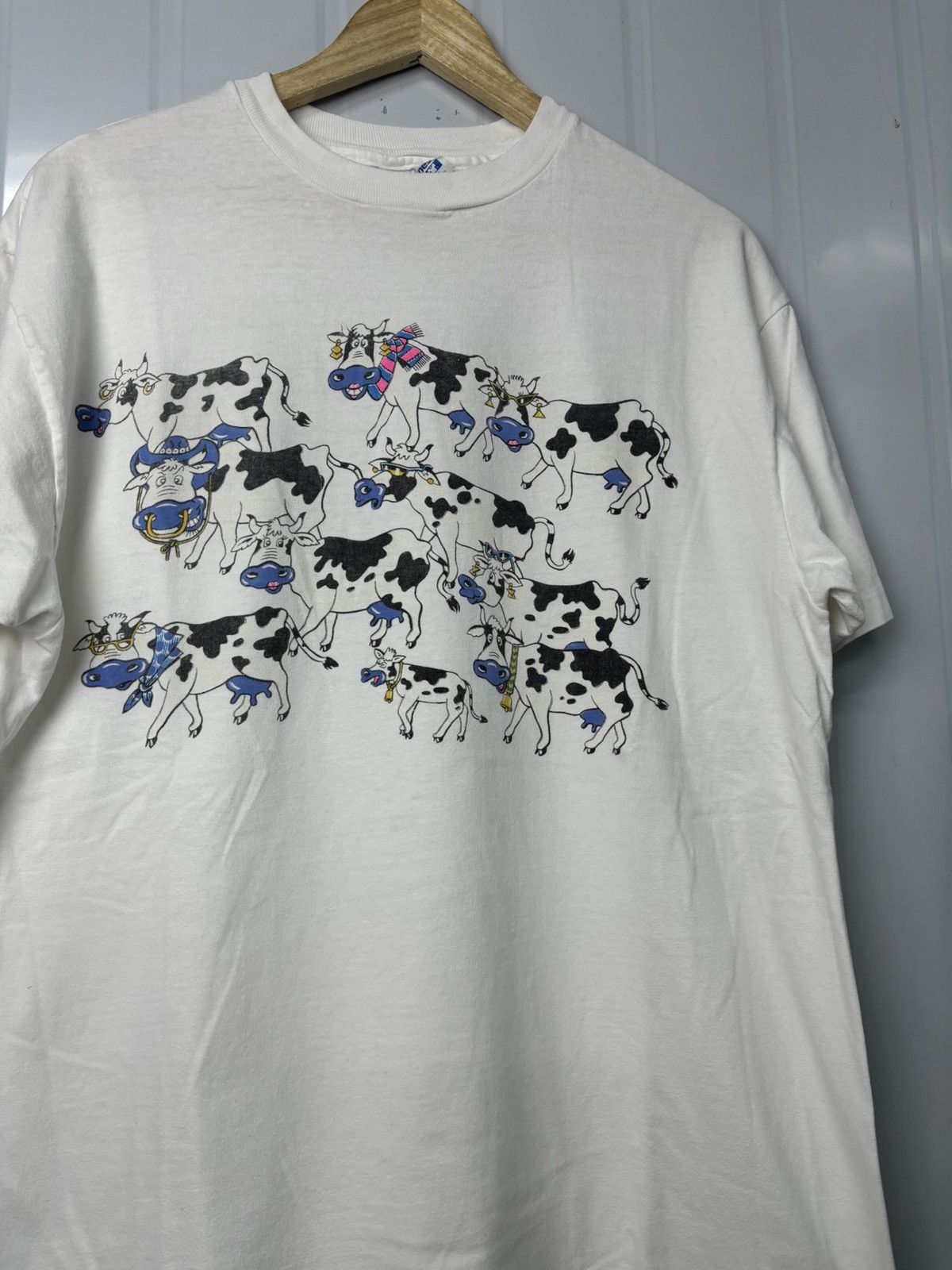 Vintage RARE! Vintage 90’s Museum Of Cows Art Phototee Size US XL / EU 56 / 4 - 1 Thumbnail
