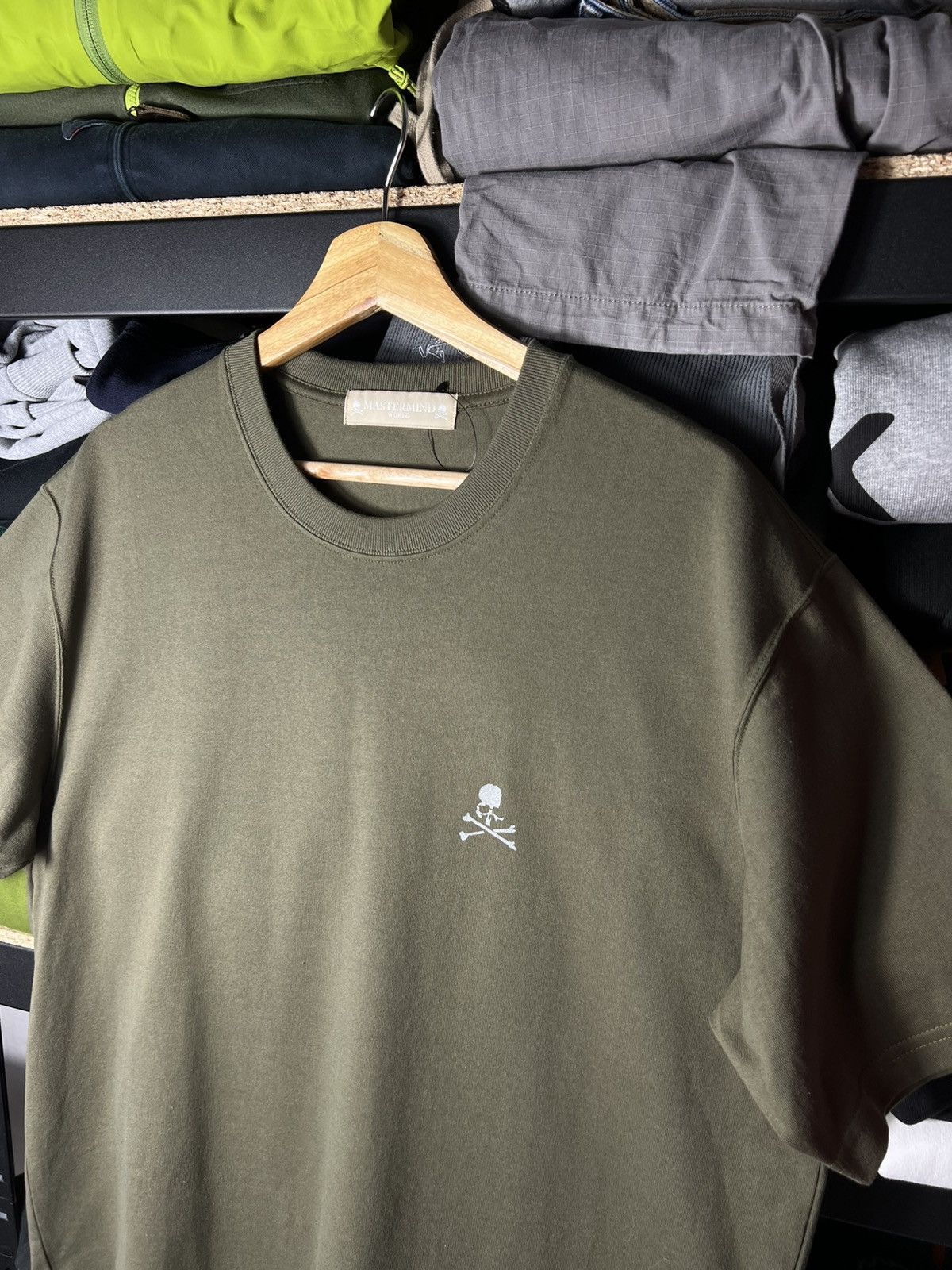 Mastermind World 💀 Y2K Mastermind World Rare Olive Green Skull Logo Tee L Size US L / EU 52-54 / 3 - 2 Thumbnail