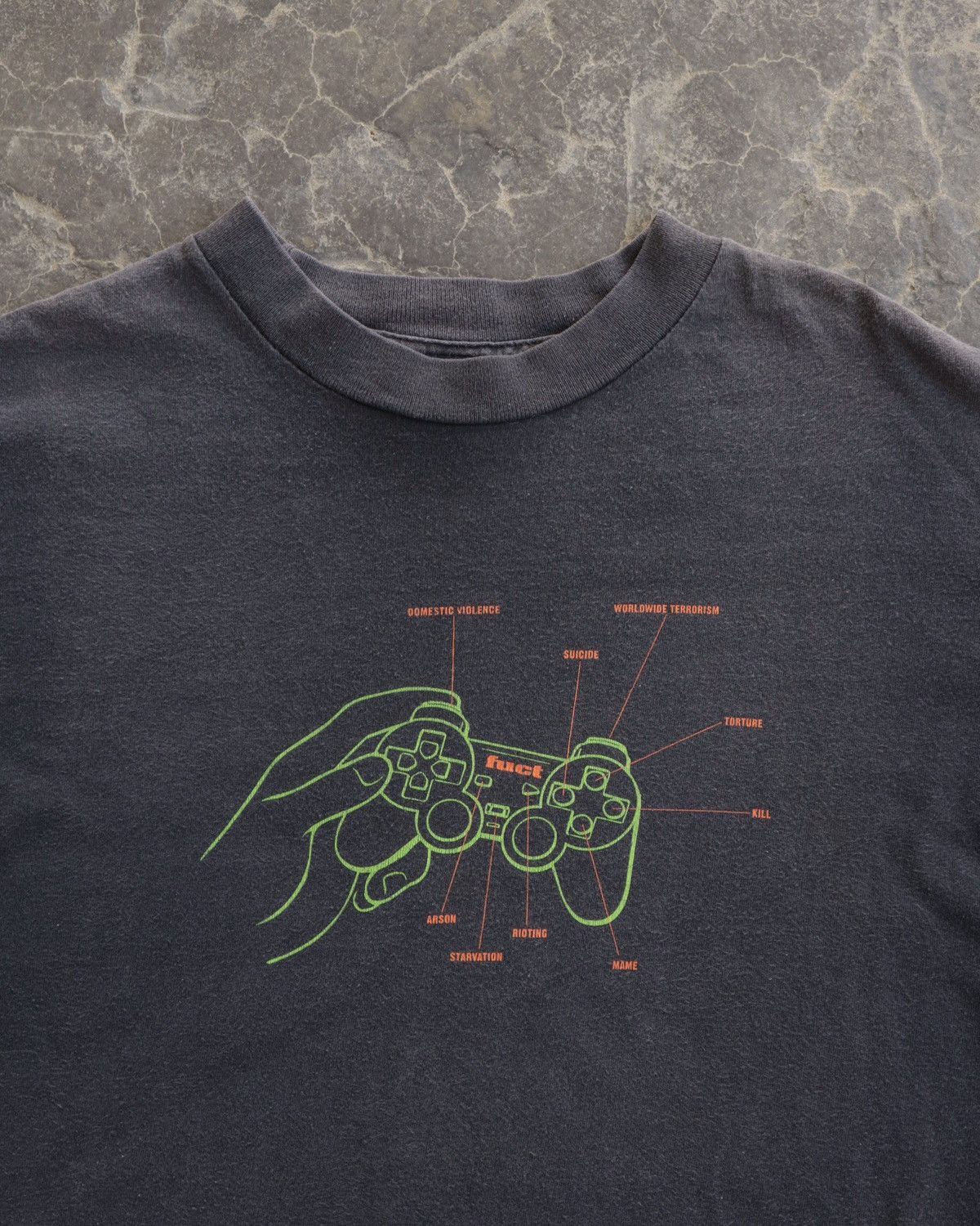 FUCT Vintage 90s FUCT Faded Game Controller Archive Skate Tee Size US M / EU 48-50 / 2 - 2 Thumbnail