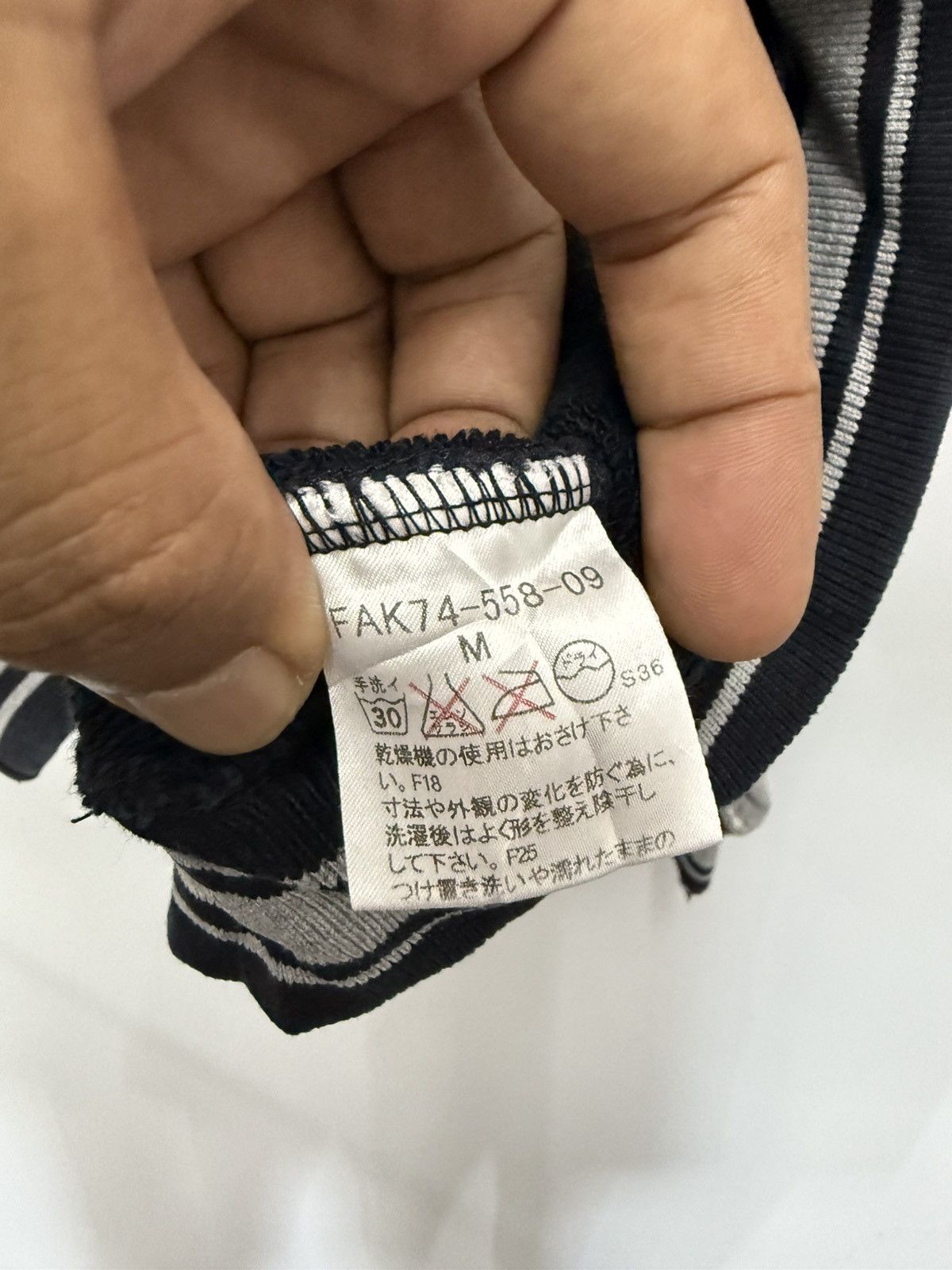 Black Label 🔥 BURBERRY Blue Label Distressed Varsity Sweat Jacket - M Size US S / EU 44-46 / 1 - 7 Thumbnail