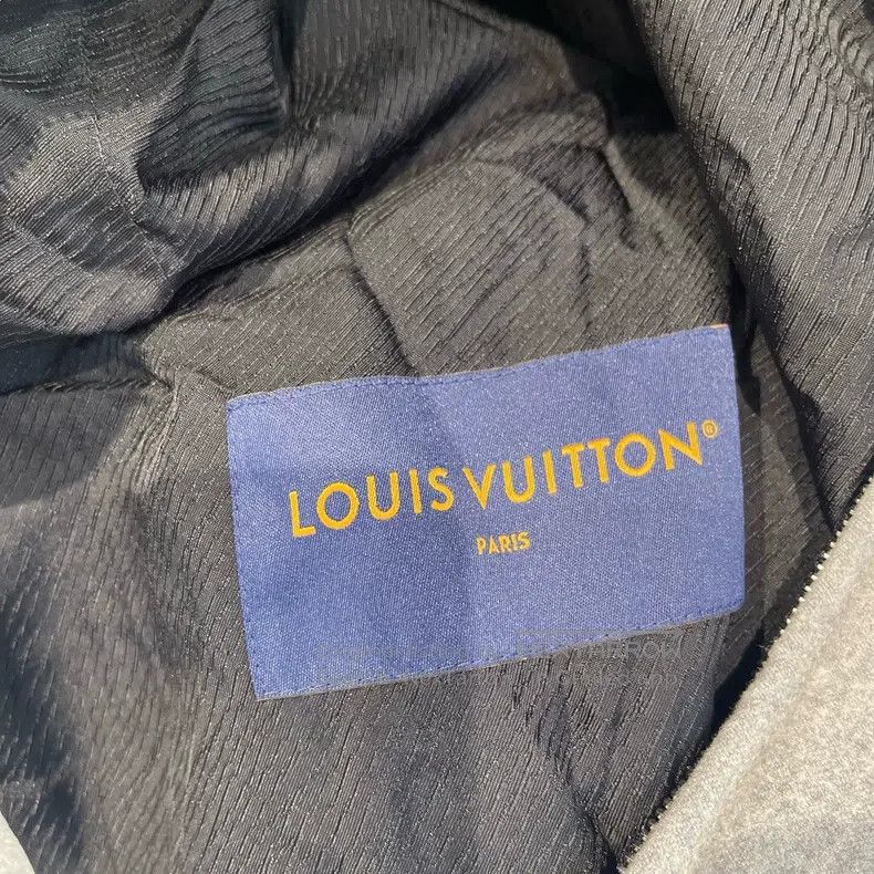Louis Vuitton Louis Vuitton Logo monogram wool hooded zip-up jacket Size US L / EU 52-54 / 3 - 4 Thumbnail