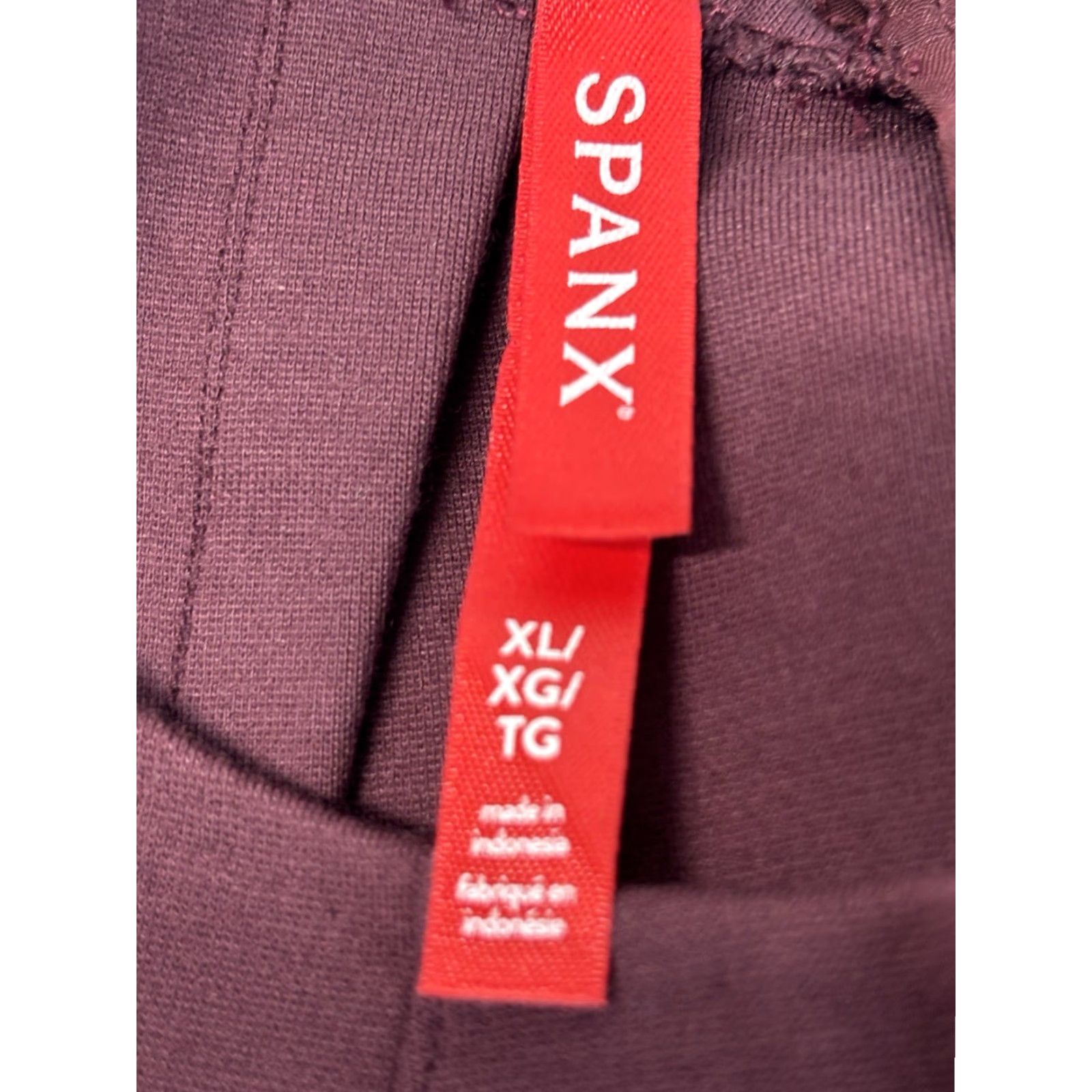 Spanx Spanx Women's Blouse Shirt Short Sleeve The Perfect Funnel Top Regular Size XL Maroon Red Stretch Vintage No 90s? Size XL / US 12-14 / IT 48-50 - 6 Thumbnail