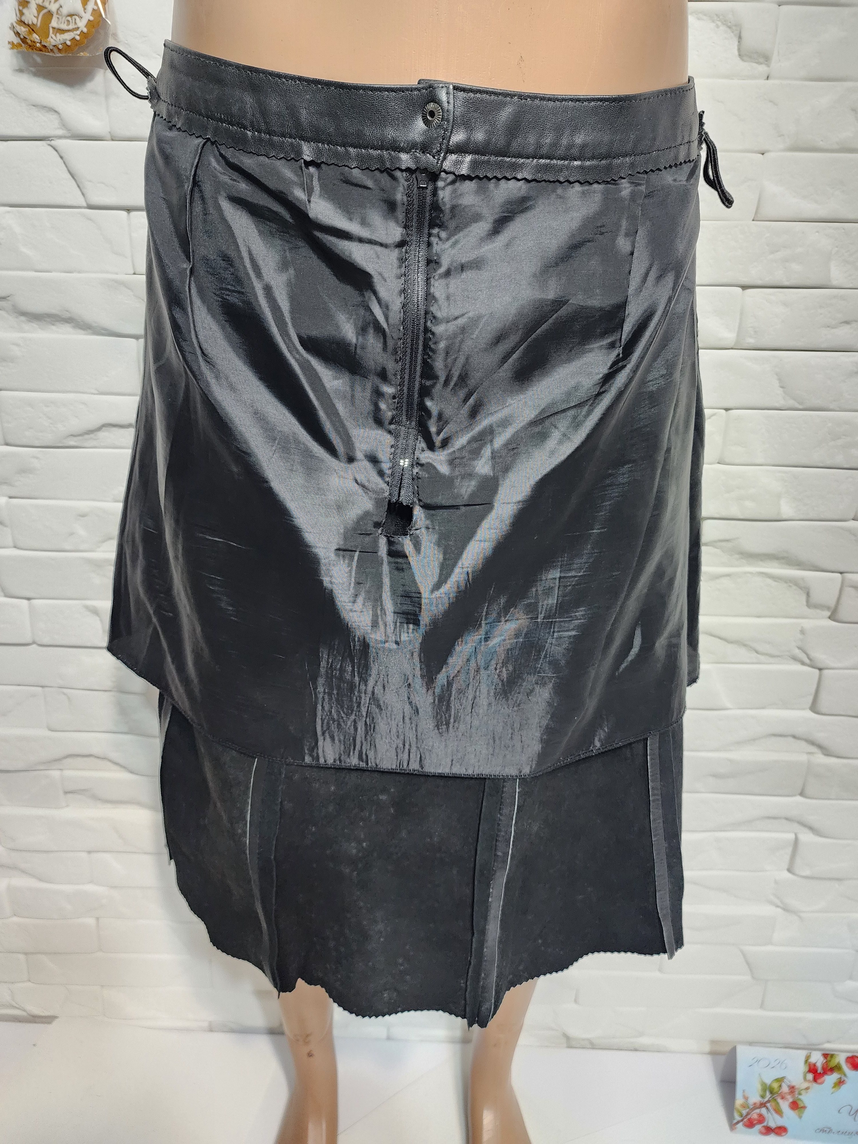 Other Black Leather & Suede Pleated Skirt Size 31" - 9 Thumbnail