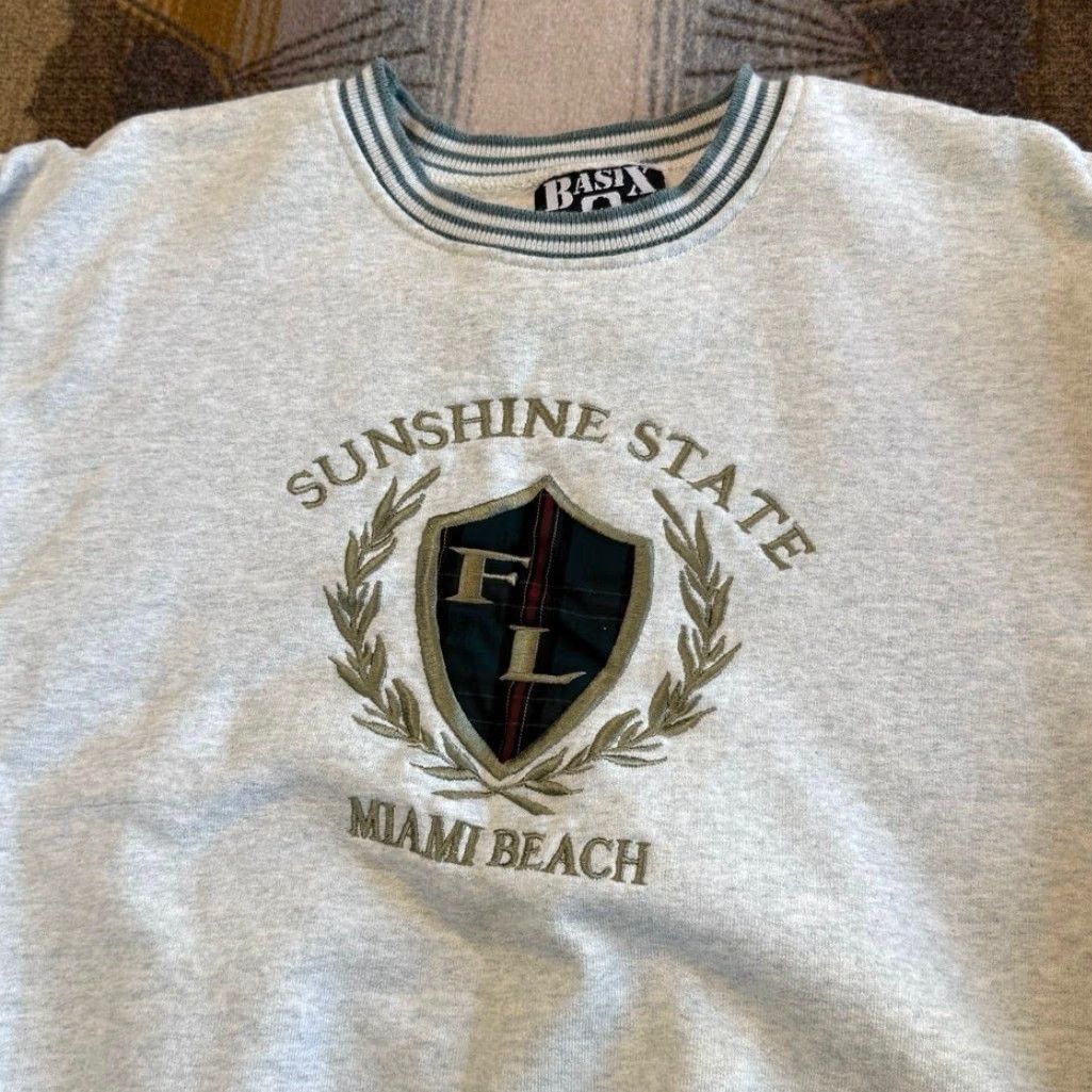 Vintage VINTAGE Miami Beach Florida Embroidered Crewneck Sweatshirt Size L USA Basix Gray Crew Neck Long Sleeve Pullover Sweatshirt 90s Beach Men Size US L / EU 52-54 / 3 - 2 Thumbnail