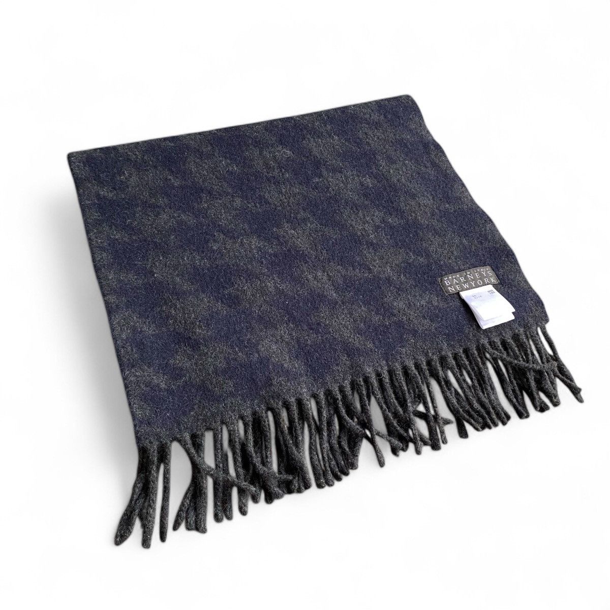 Barneys New York BARNEYS NEW YORK Navy Houndstooth Wool Scarf Size ONE SIZE - 14 Thumbnail