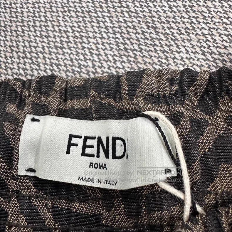 Fendi Fendi Elastic drawstring full print logo shorts Size US 40 / EU 56 - 3 Thumbnail
