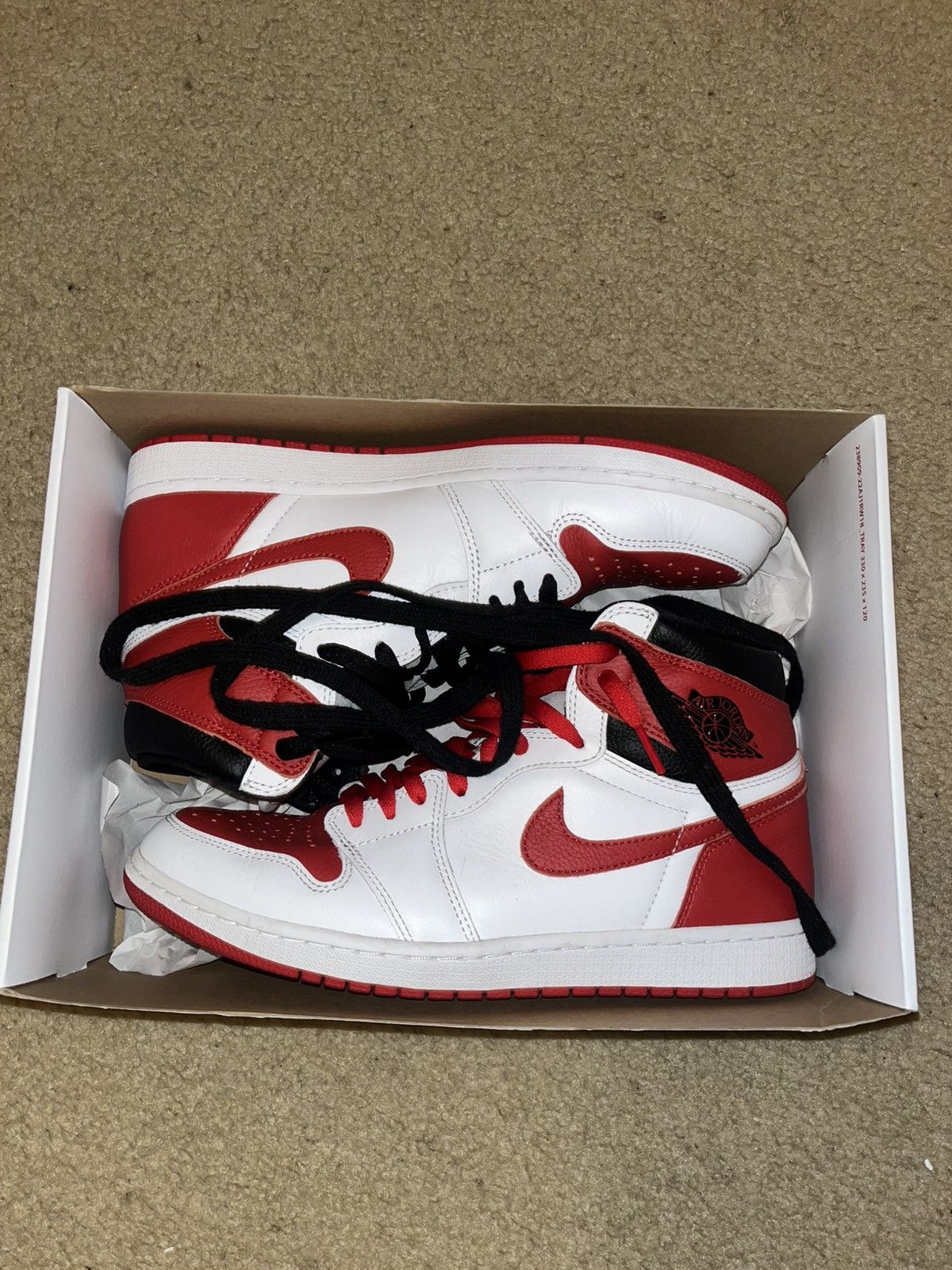 Jordan Brand AIR JORDAN 1 RETRO HIGH OG Size US 11 / EU 44 - 2 Thumbnail
