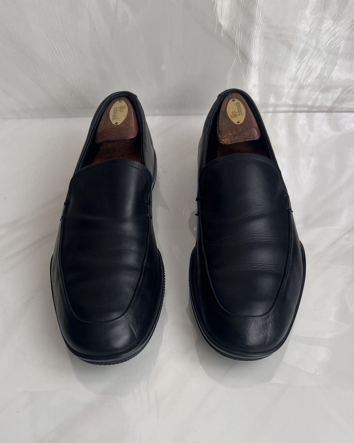 Prada Prada Black Leather vibram slip on loafers Size US 8 / EU 41 - 2 Thumbnail
