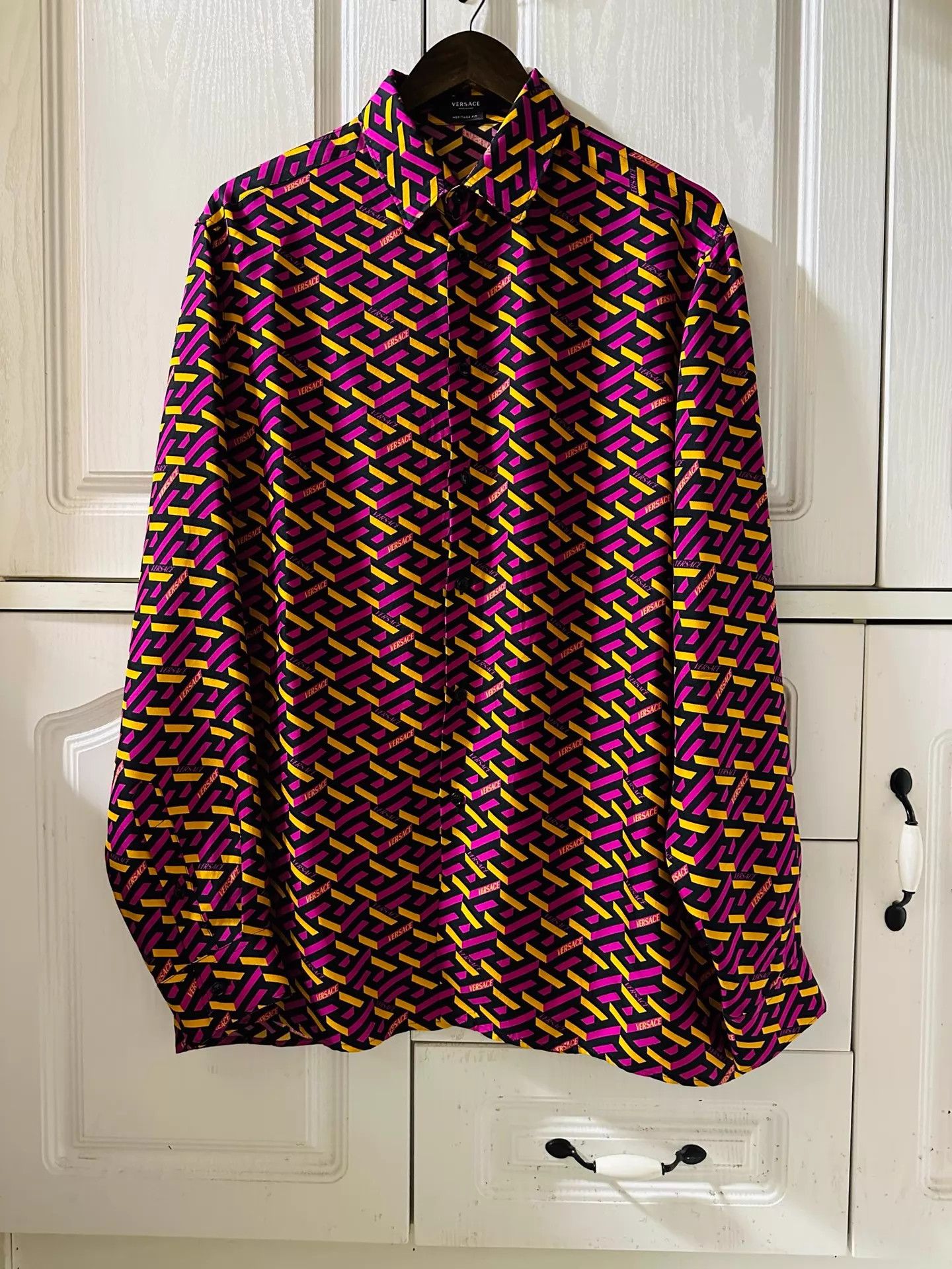 Versace Versace Runway Limited Silk Shirt New Greca L 99New Size US M / EU 48-50 / 2 - 1 Thumbnail