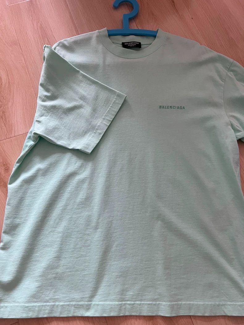 Balenciaga Balenciaga Mint Green Short Sleeve Tee Size US S / EU 44-46 / 1 - 2 Thumbnail