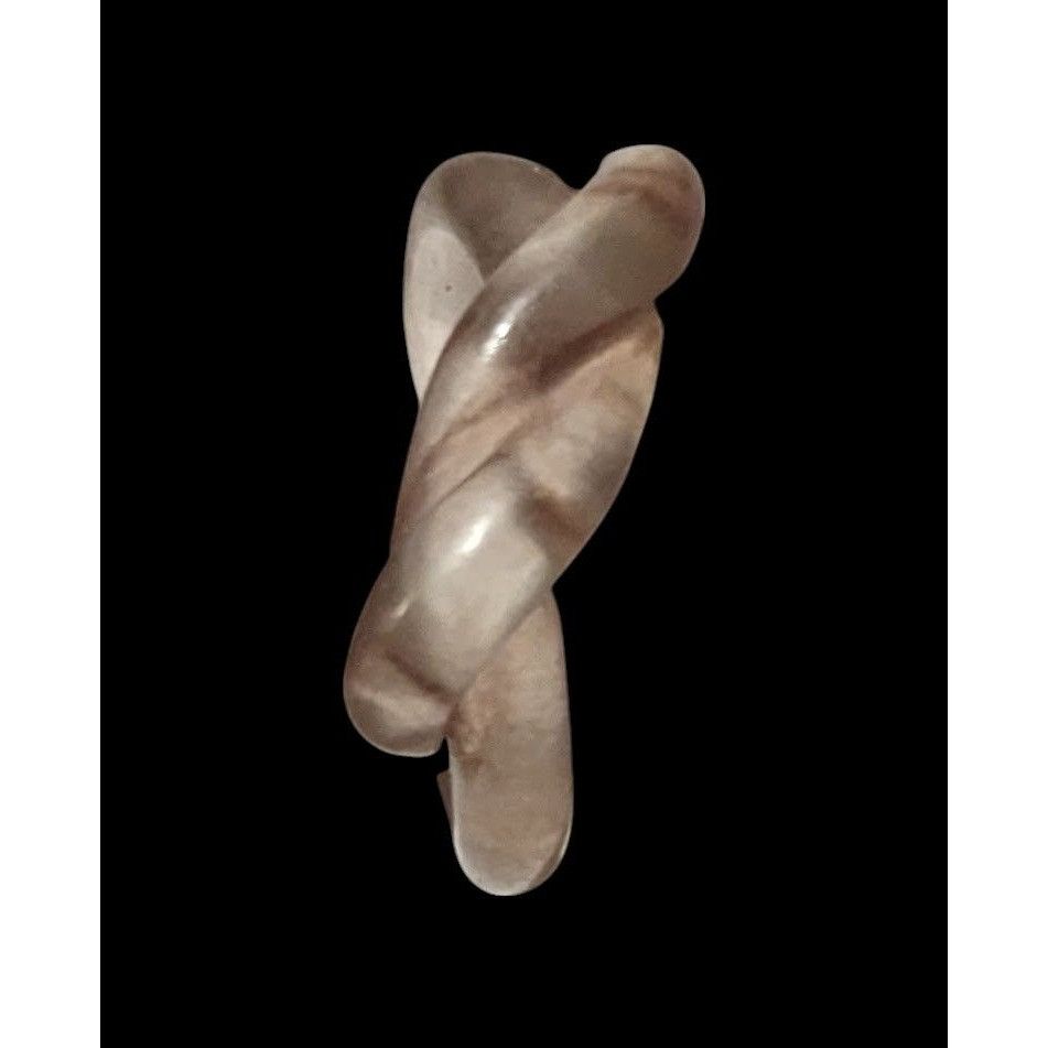 Other Translucent Tan Knotted Fashion Ring Size 6 1/2 Size ONE SIZE - 2 Thumbnail