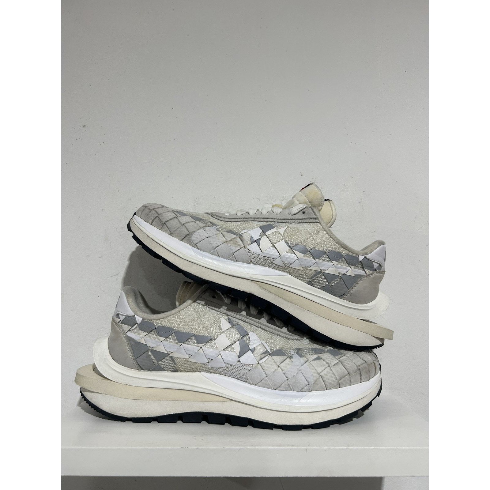 Nike NIKE VAPORWAFFLE SACAI JEAN PAUL GAULTIER WHITE SIZE 14 Size US 14 / EU 47 - 1 Thumbnail