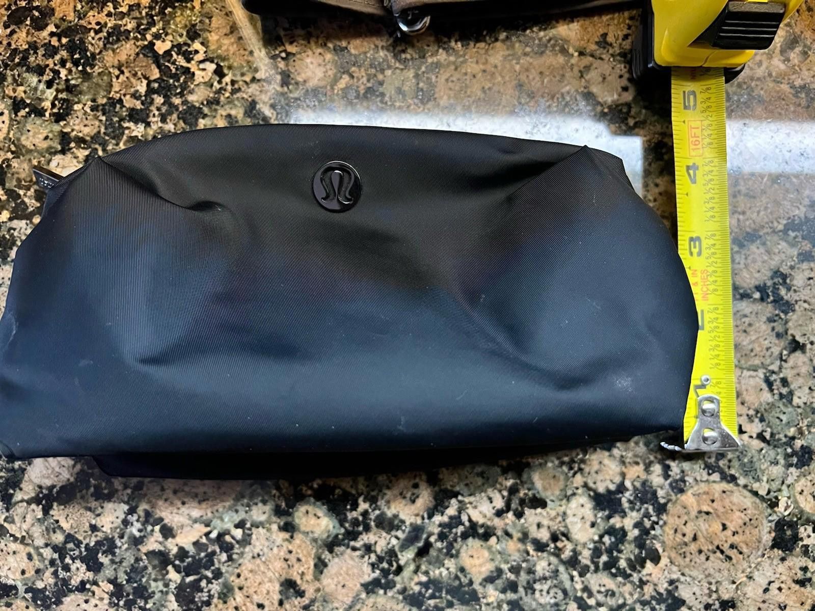 Lululemon NWT Lululemon Go Getter Zip Pouch Mini Velour ~ Black Size ONE SIZE - 7 Thumbnail