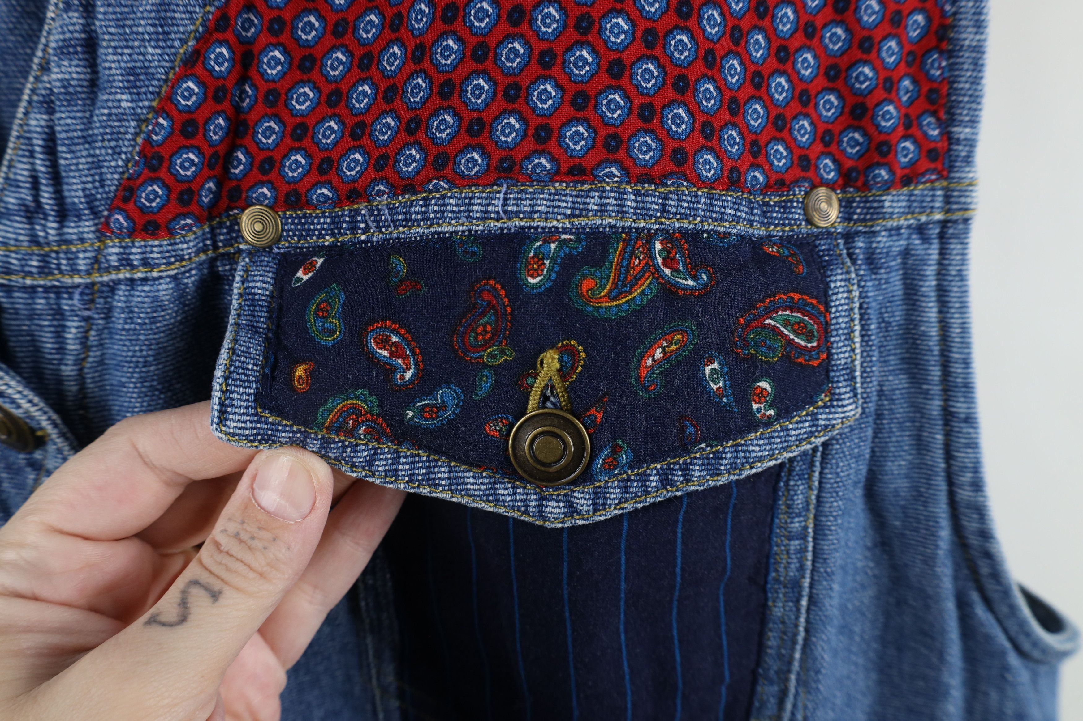 Vintage Vintage 90s Streetwear Patchwork Denim Button Vest Jacket Size 4XL / US 24-26 - 6 Thumbnail
