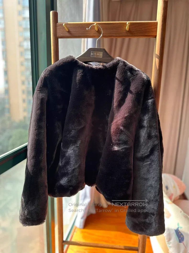 Dries Van Noten Dries Van Noten Faux Fur Top Size S / US 4 / IT 40 - 2 Thumbnail