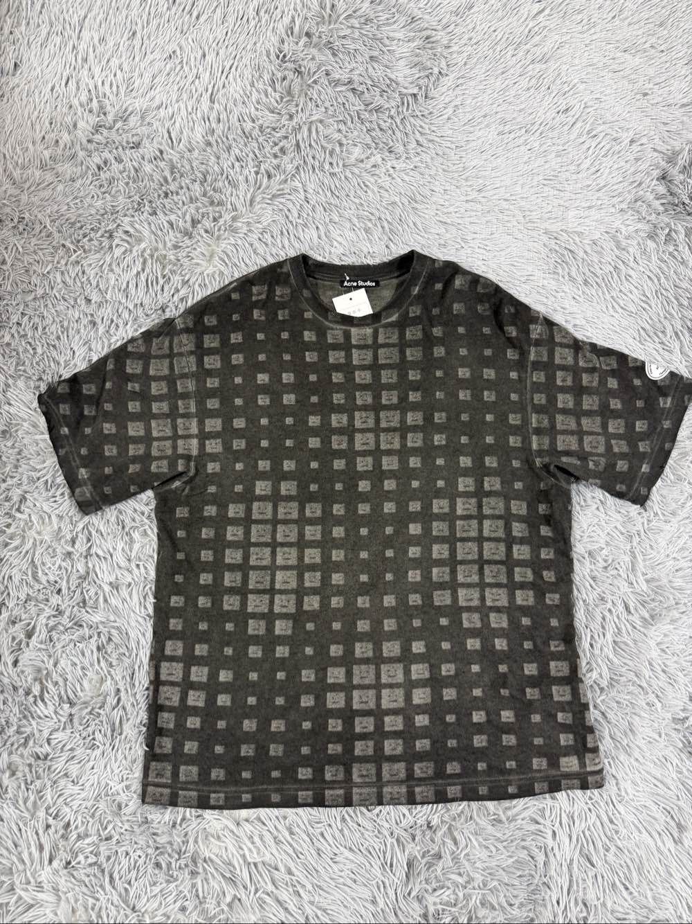 Acne Studios Acne Studios Square Print T-Shirt Size M Size US M / EU 48-50 / 2 - 1 Thumbnail