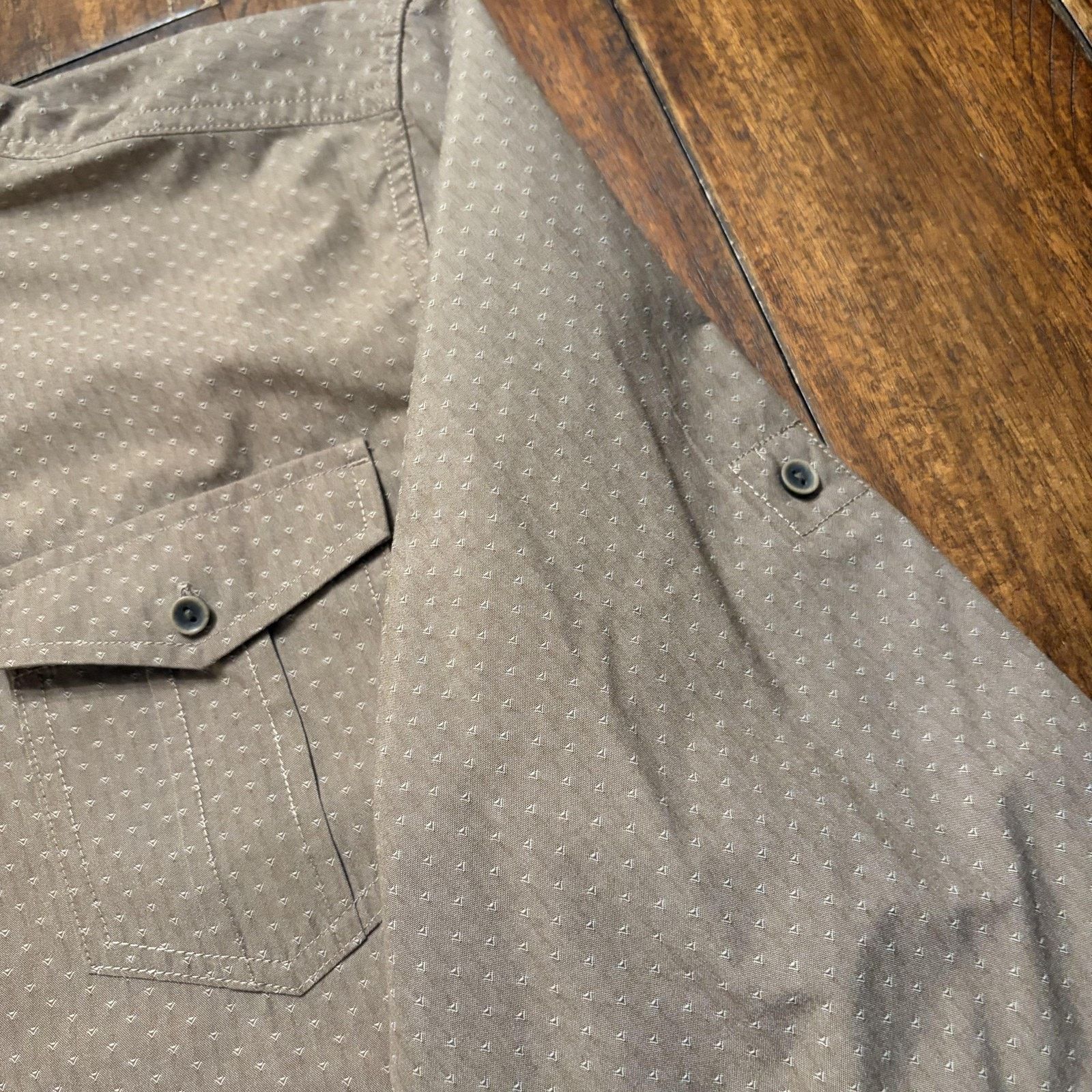 Prana PrAna Shirt Mens Medium Beige Geometric Print Button Front Size US M / EU 48-50 / 2 - 7 Thumbnail