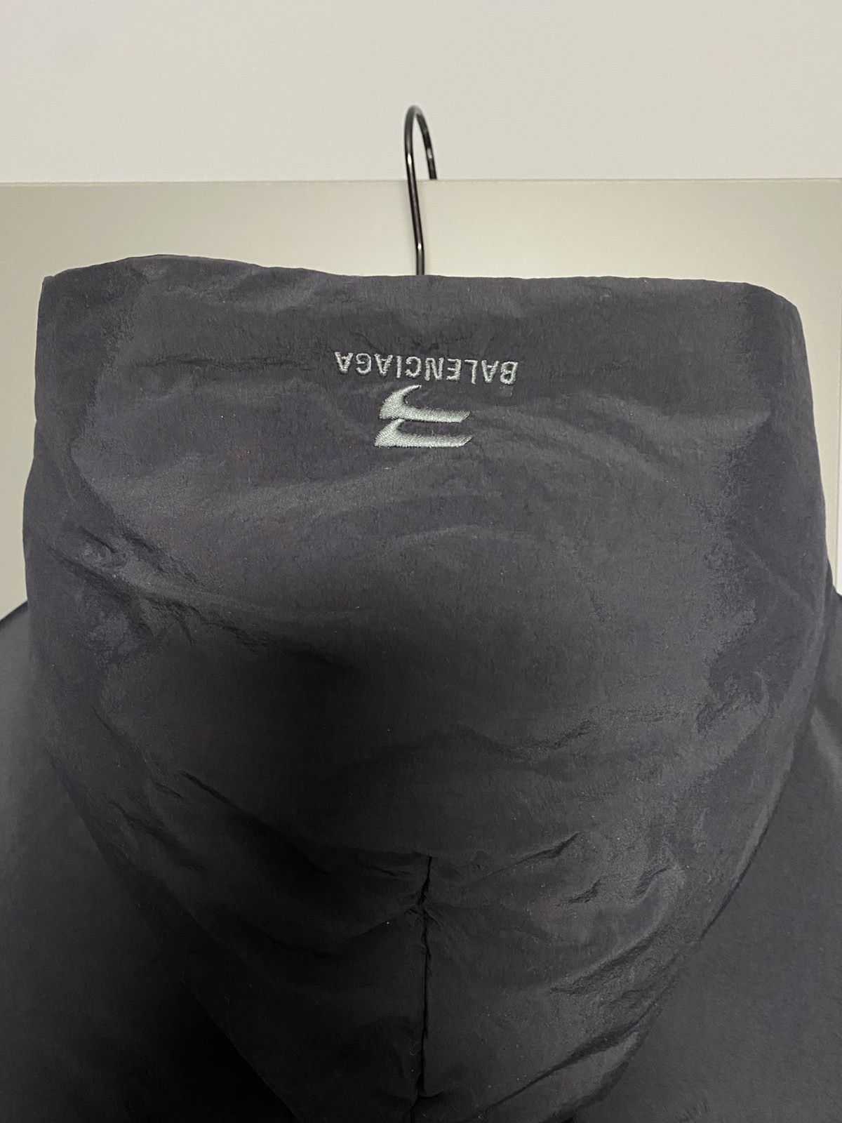 Balenciaga Balenciaga Sporty B Puffer Jacket Size US S / EU 44-46 / 1 - 4 Thumbnail