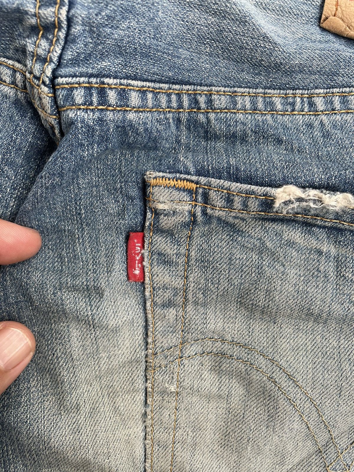 Levi's × Vintage LEVIS 501 VINTAGE JAPAN WELL WORN DENIM PANT Size US 32 / EU 48 - 17 Thumbnail