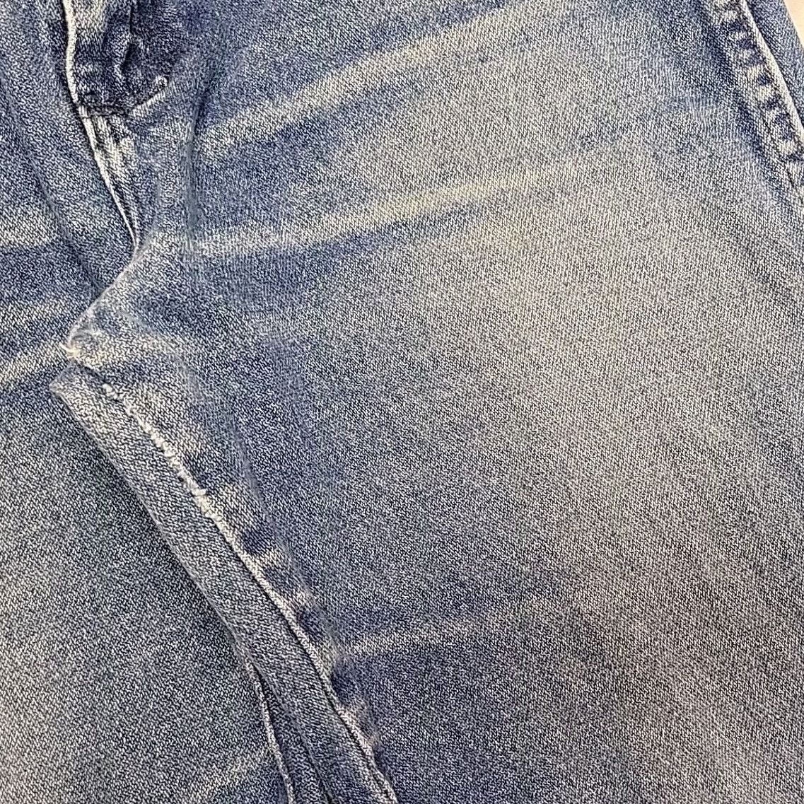 Wrangler Wrangler Jeans Men 32x34 Faded Whiskered Denim Pants 936PWD Western Cowboy Retro Jeans Mens 32 Blue Denim Pants Wrangler 936WD Western Cowboy Retro Size US 32 / EU 48 - 6 Thumbnail