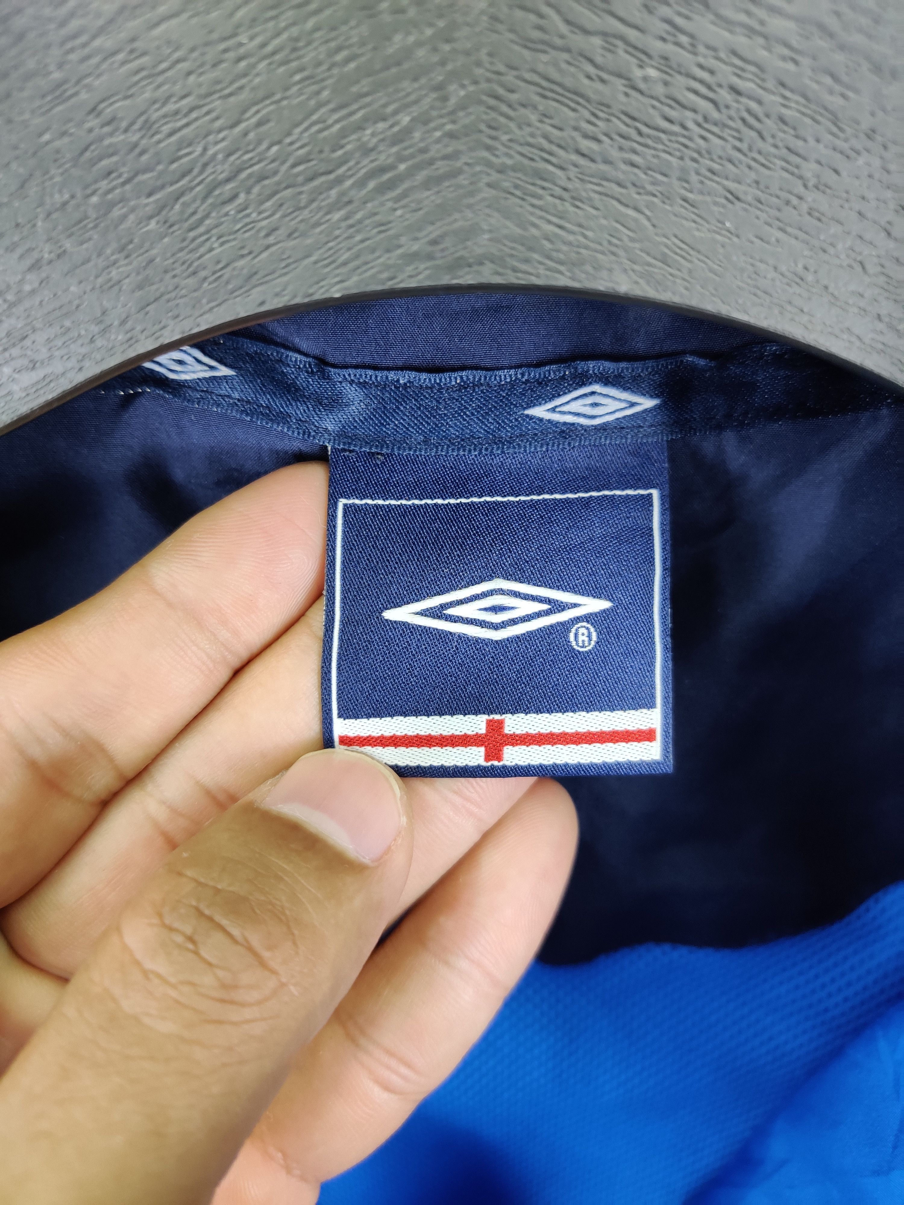 Umbro Vintage Umbro x England Soccer Football Windbreaker Jacket Size US M / EU 48-50 / 2 - 11 Thumbnail