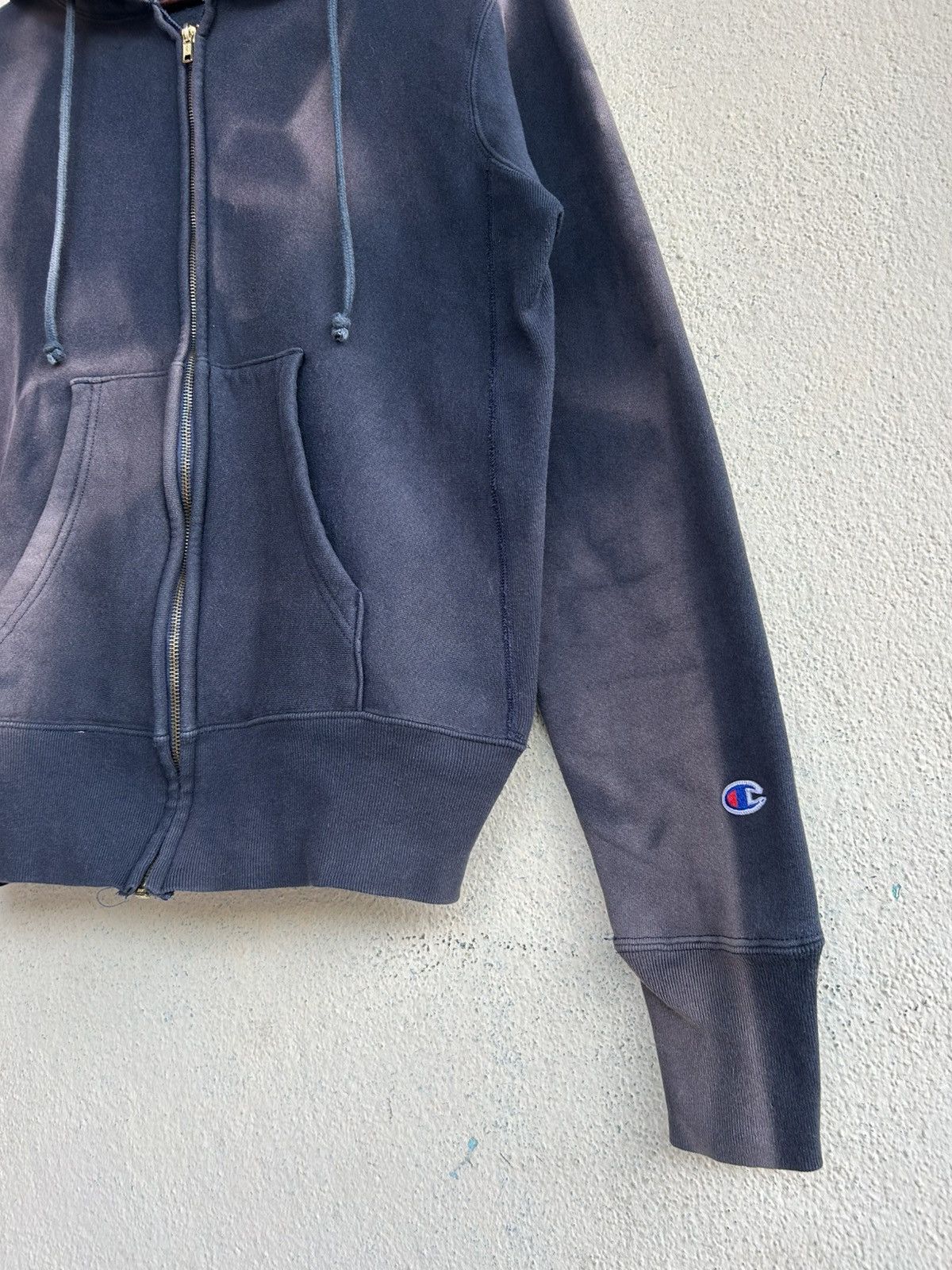 Champion Vintage Champion Reverse Weave Acid Wash Sunfaded Hoodie Size US S / EU 44-46 / 1 - 4 Thumbnail