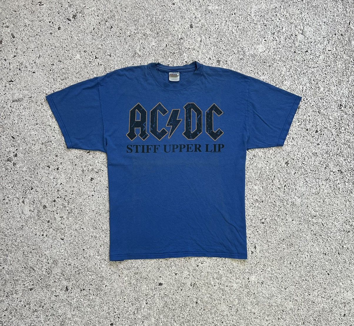 Band Tees × Vintage Vintage 2000 AC/DC Stiff Upper Lip Rock Band T-Shirt Size US XL / EU 56 / 4 - 2 Thumbnail