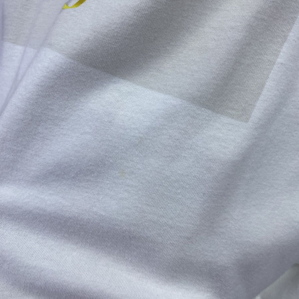 Japanese Brand × Mickey Mouse × Uniqlo Uniqlo X Mickey Mouse White Tee Size US M / EU 48-50 / 2 - 5 Thumbnail